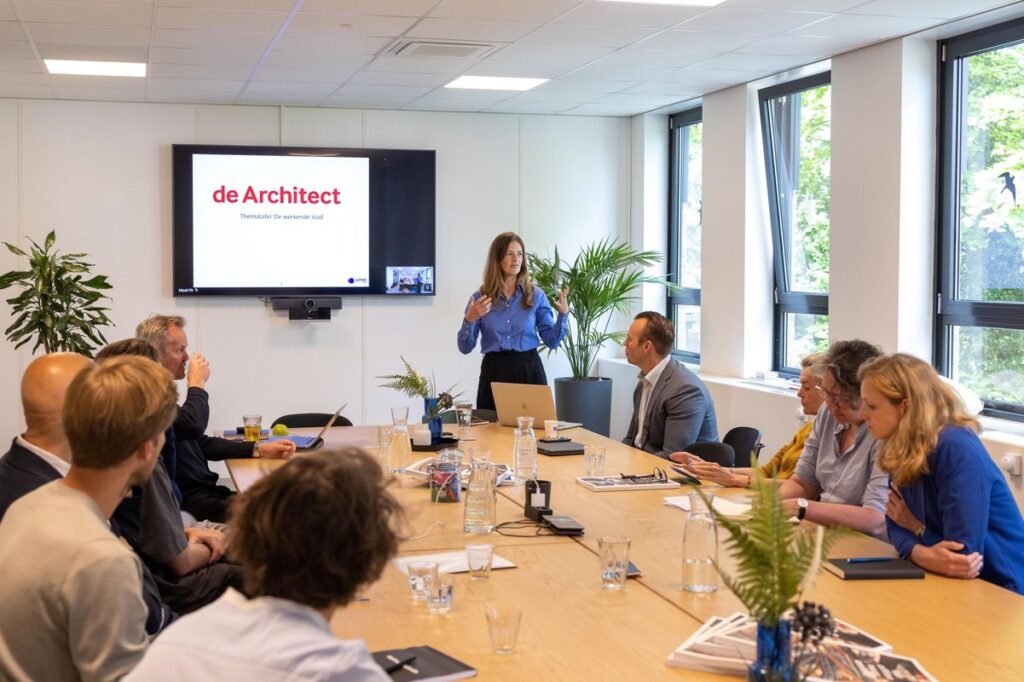 Afbeelding van de thematische ronde tafel