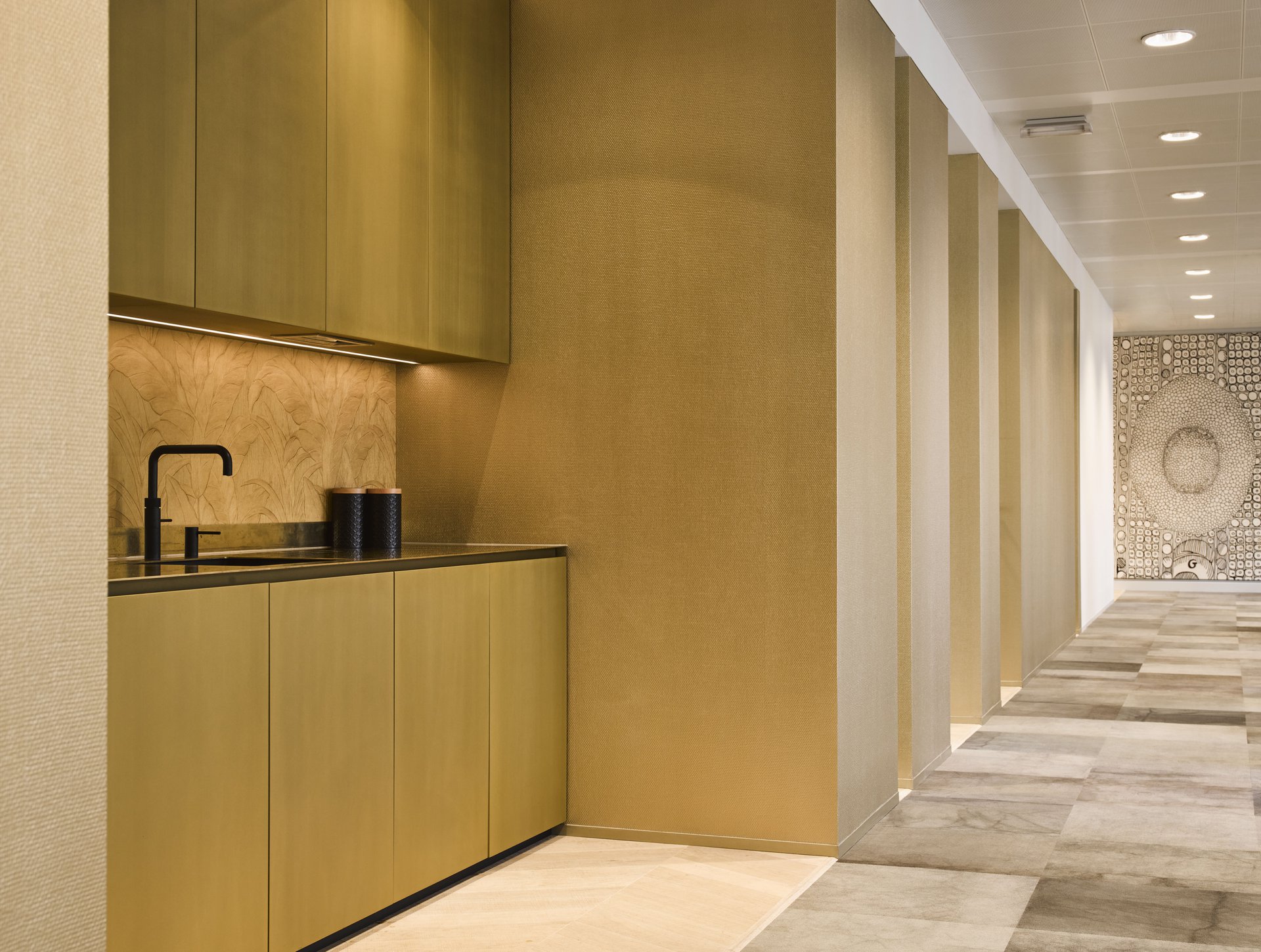 A design that flirts with the building’s fashion heritage