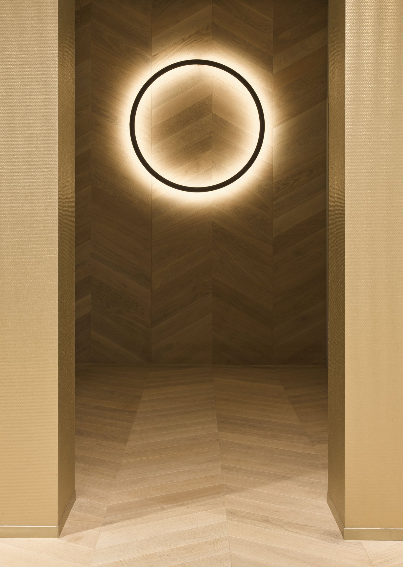 A design that flirts with the building’s fashion heritage