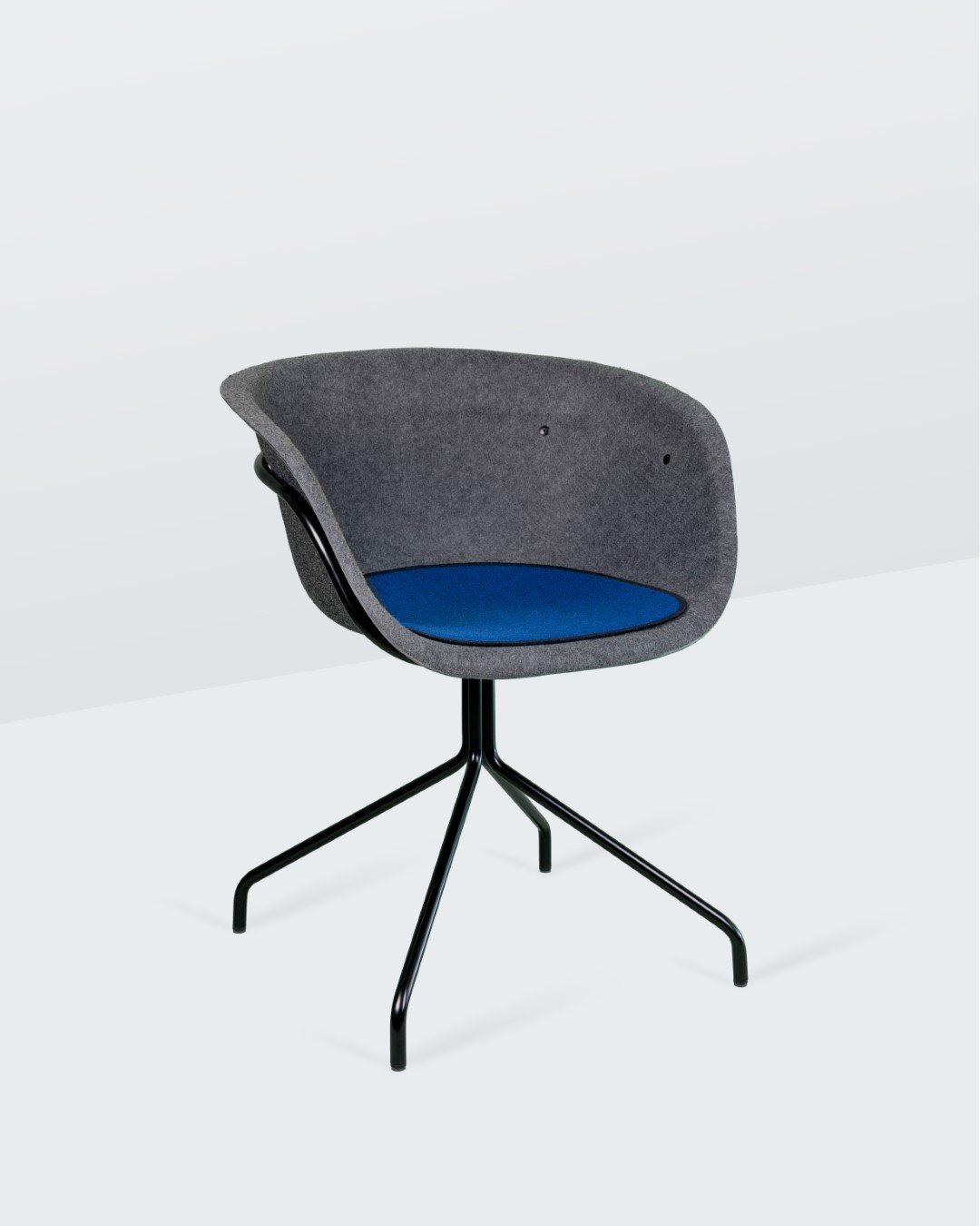 The CARRII chair, made of recycled PET felt. Where functional design meets timeless elegance. Design by Fokkema & Partners Architecten and Piiroinen.