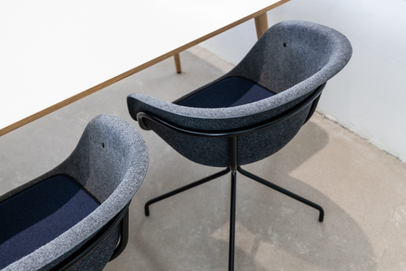 The CARRII chair, made of recycled PET felt. Where functional design meets timeless elegance. Design by Fokkema & Partners Architecten and Piiroinen.
