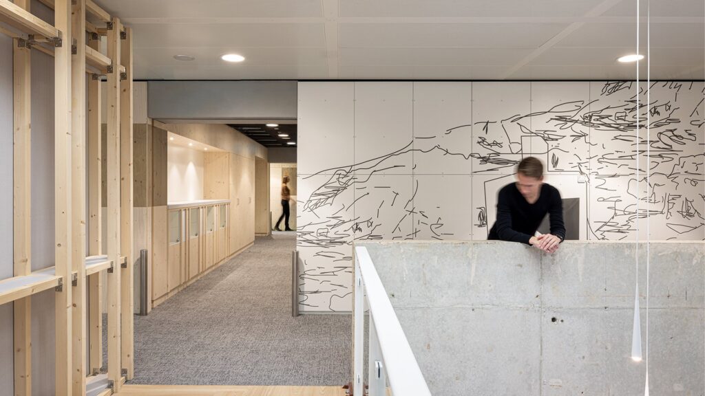 Interview Twan Steeghs and Dirk Zwaan discussing a circular design manual