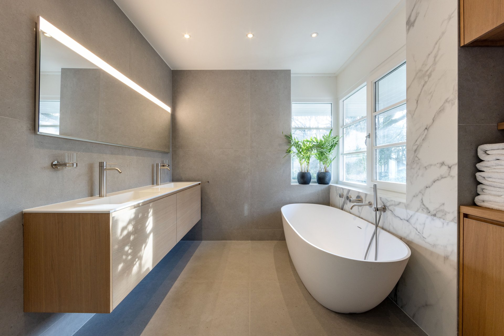 Luxurious villa with garden views from every angle