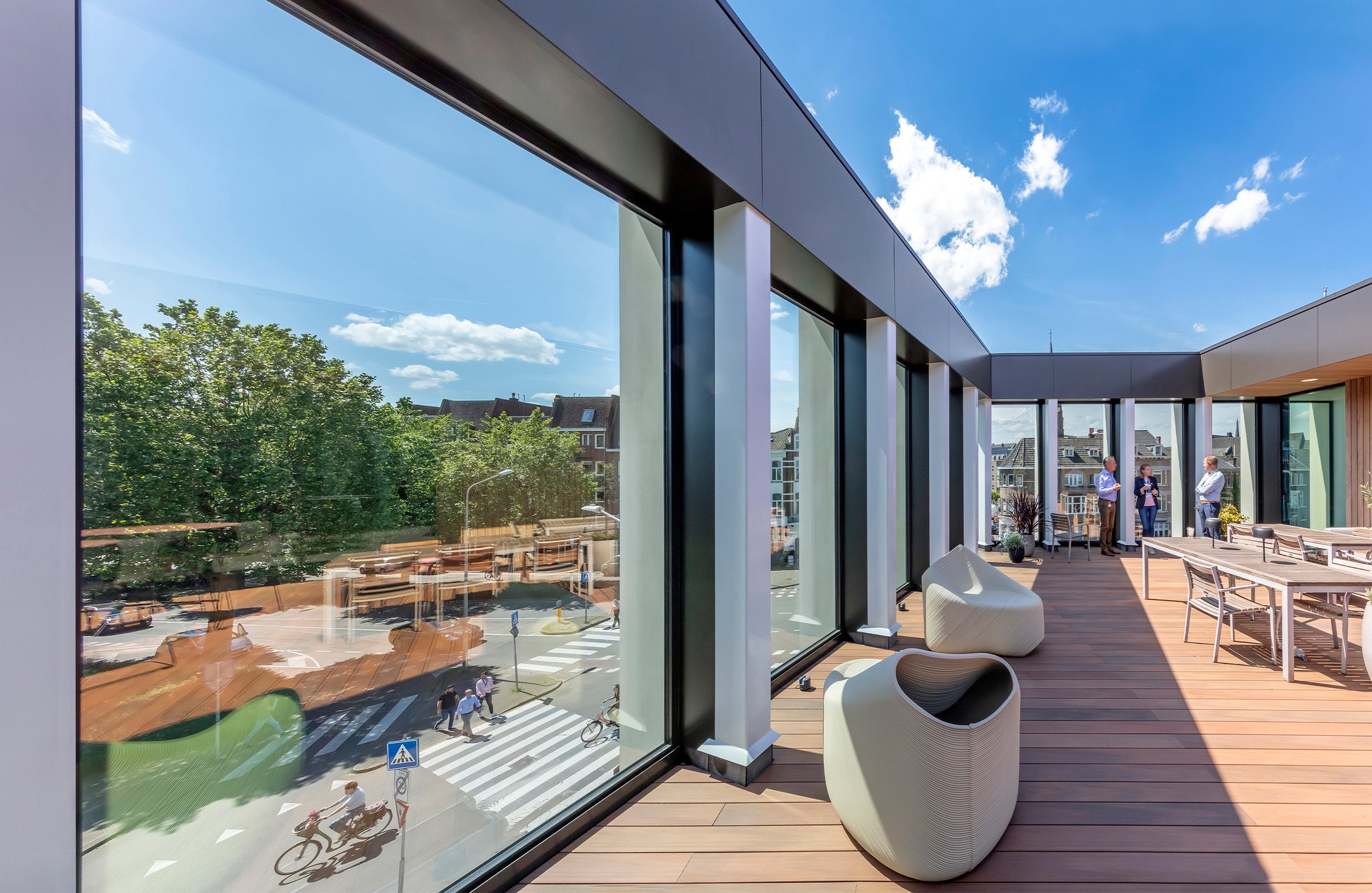 The first Paris Proof monumental transformation