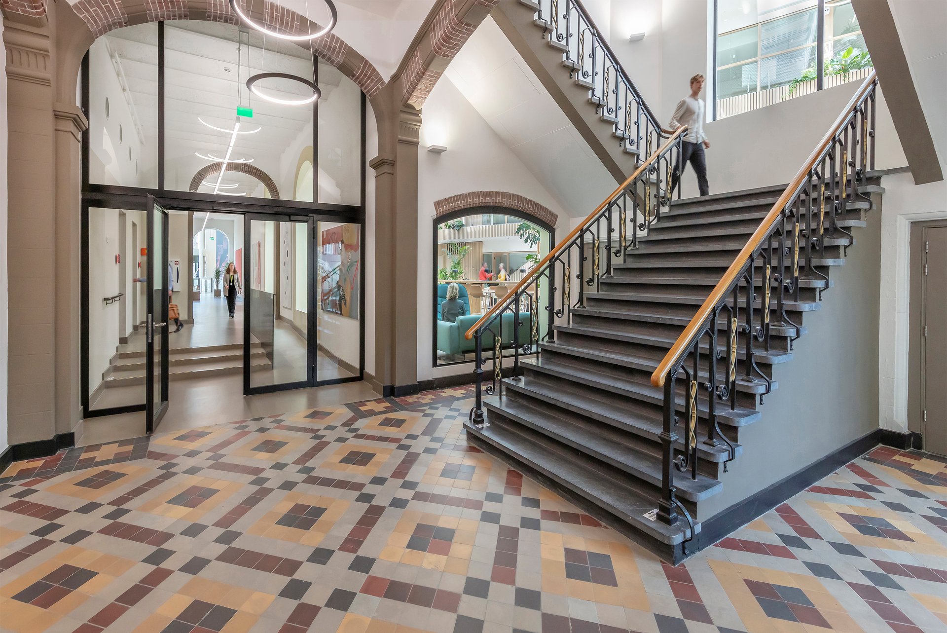 The first Paris Proof monumental transformation