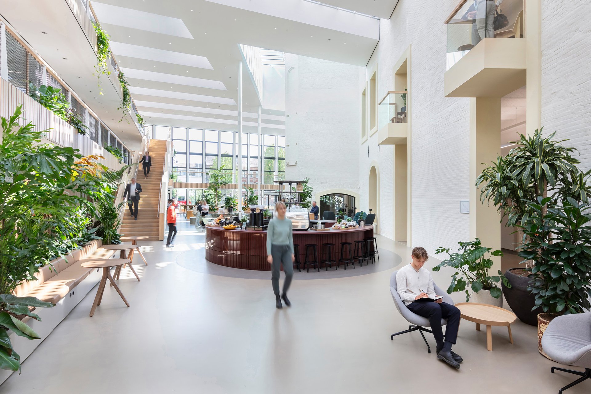 The first Paris Proof monumental transformation