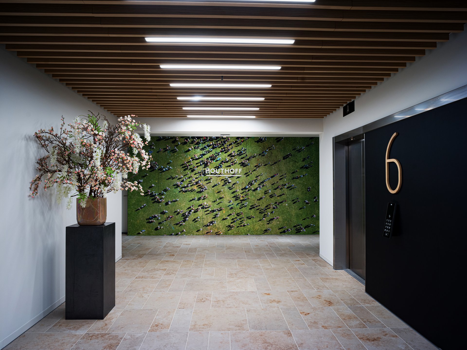 Crafting the Houthoff community - header slider image 8