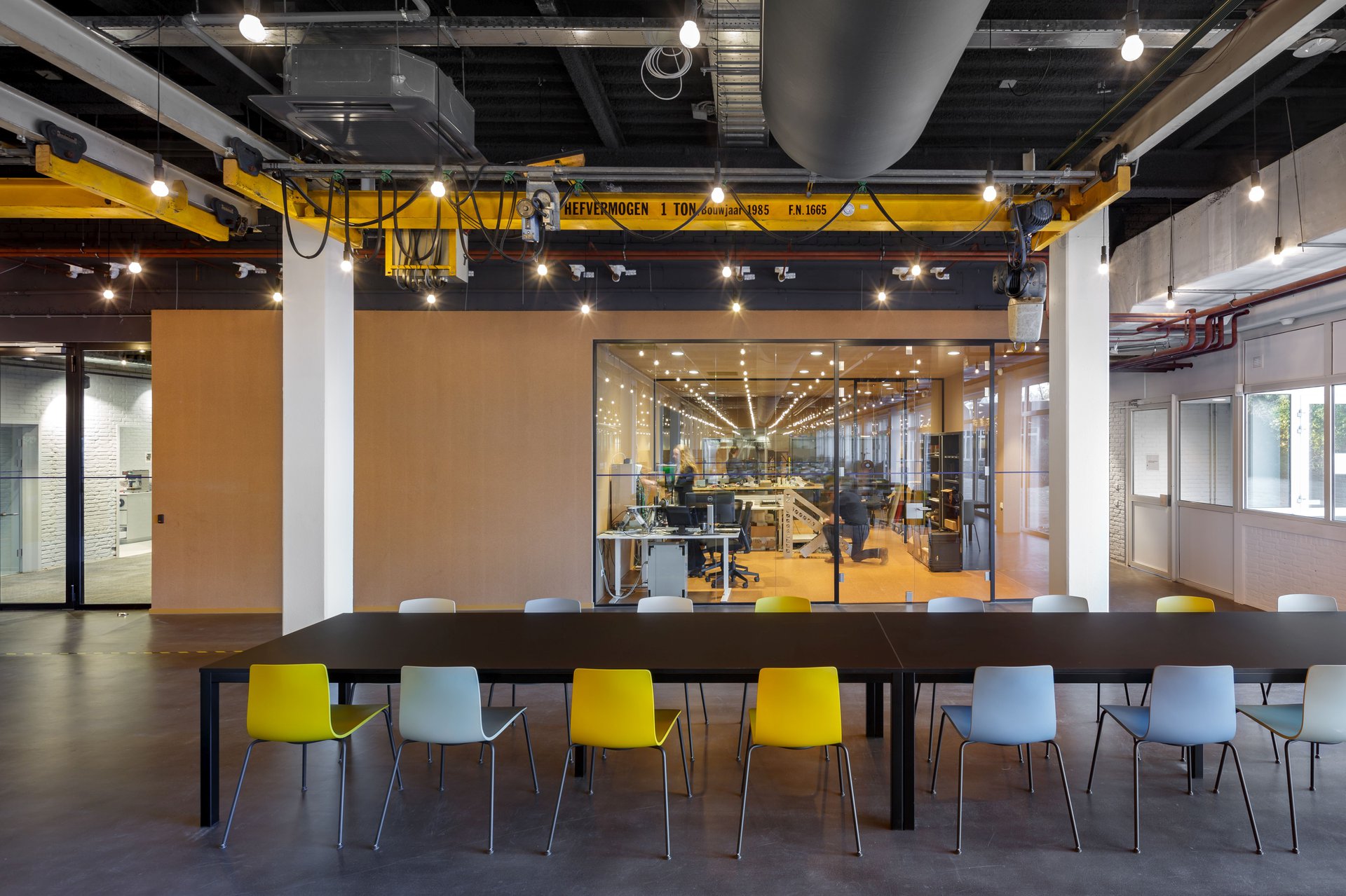 Ampelmann head office workspace