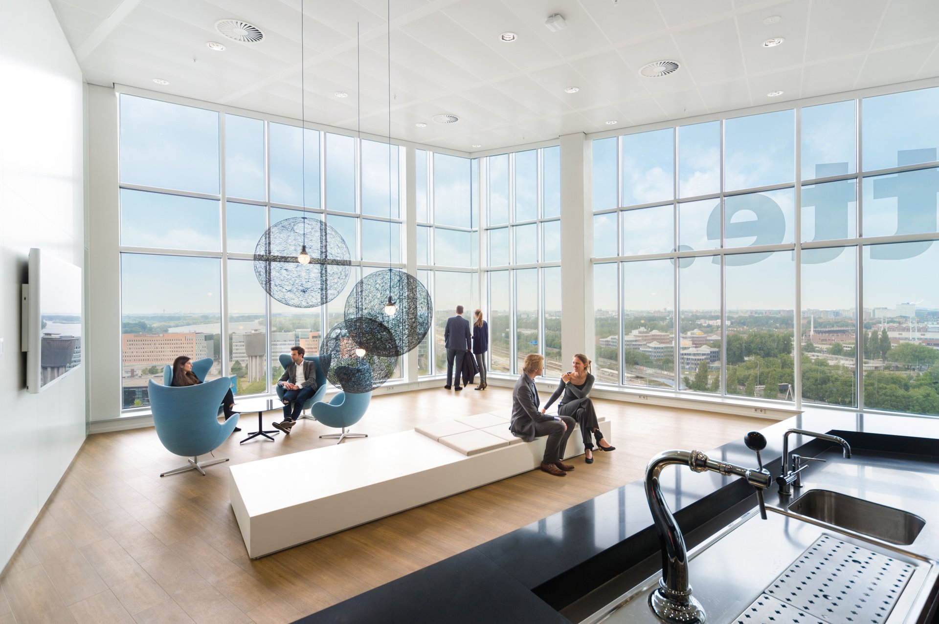 Deloitte and AKD office design showcasing a sustainable and innovative workspace