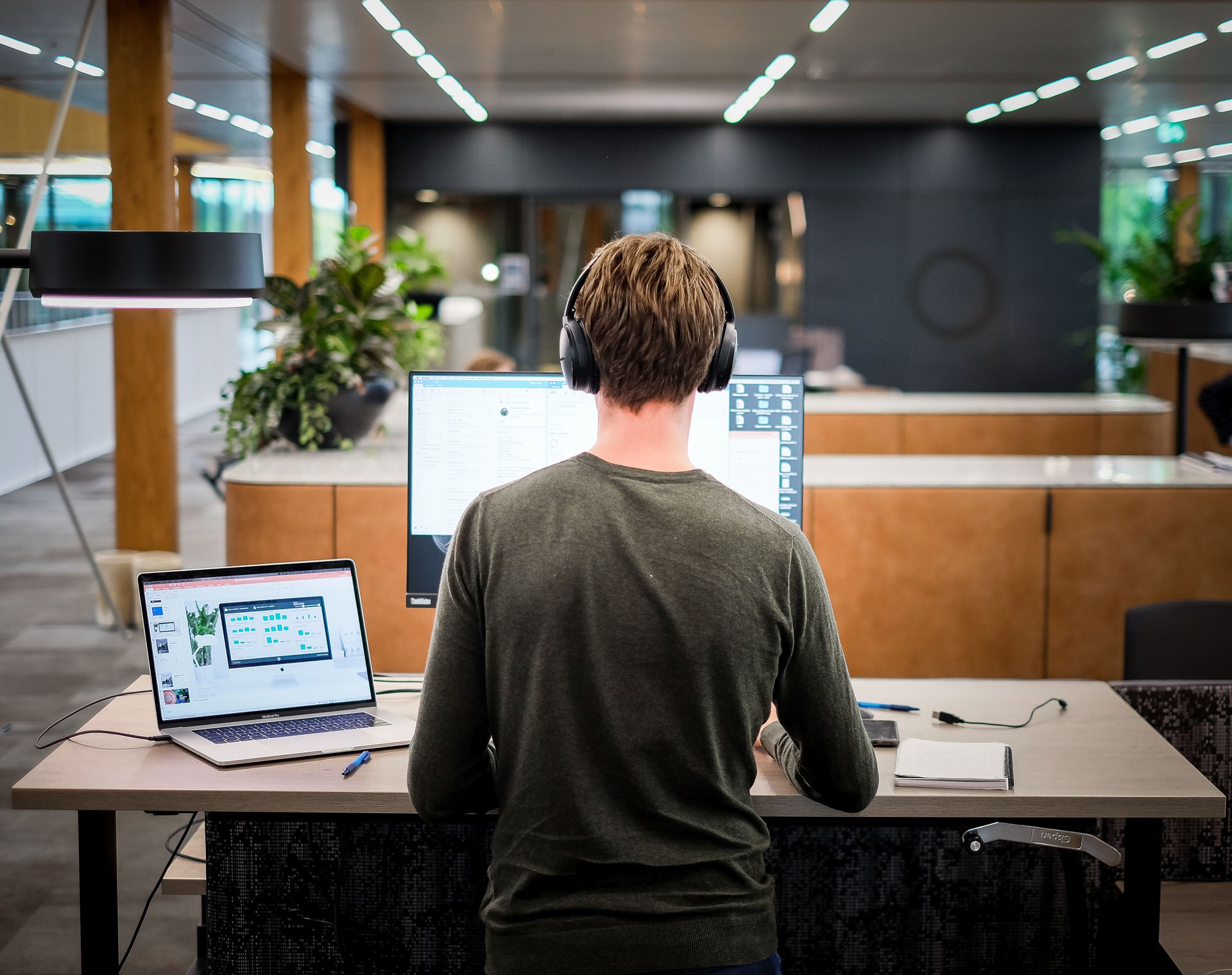 An office that does not look like an office - slider image 7