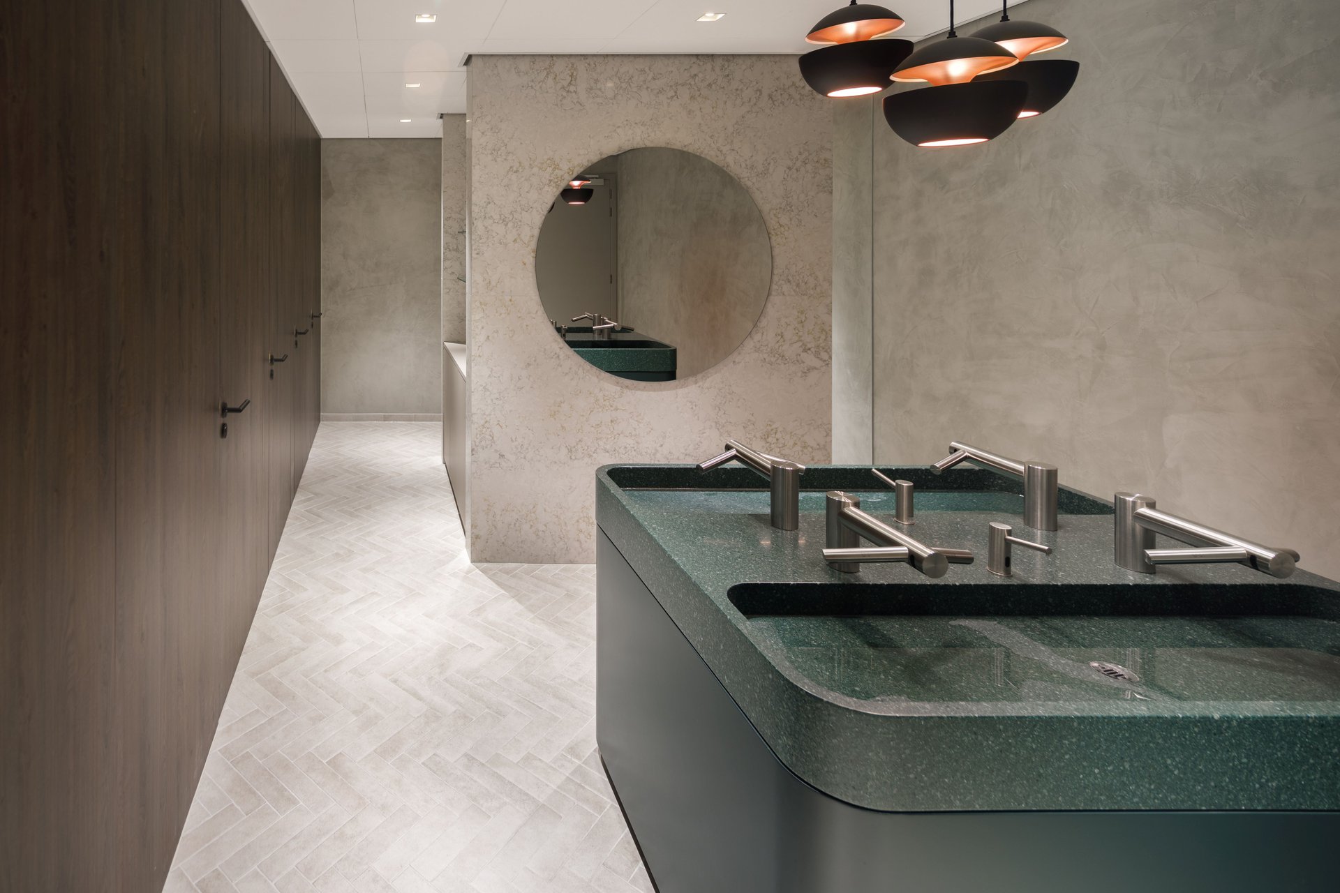 An office that does not look like an office - slider image 9