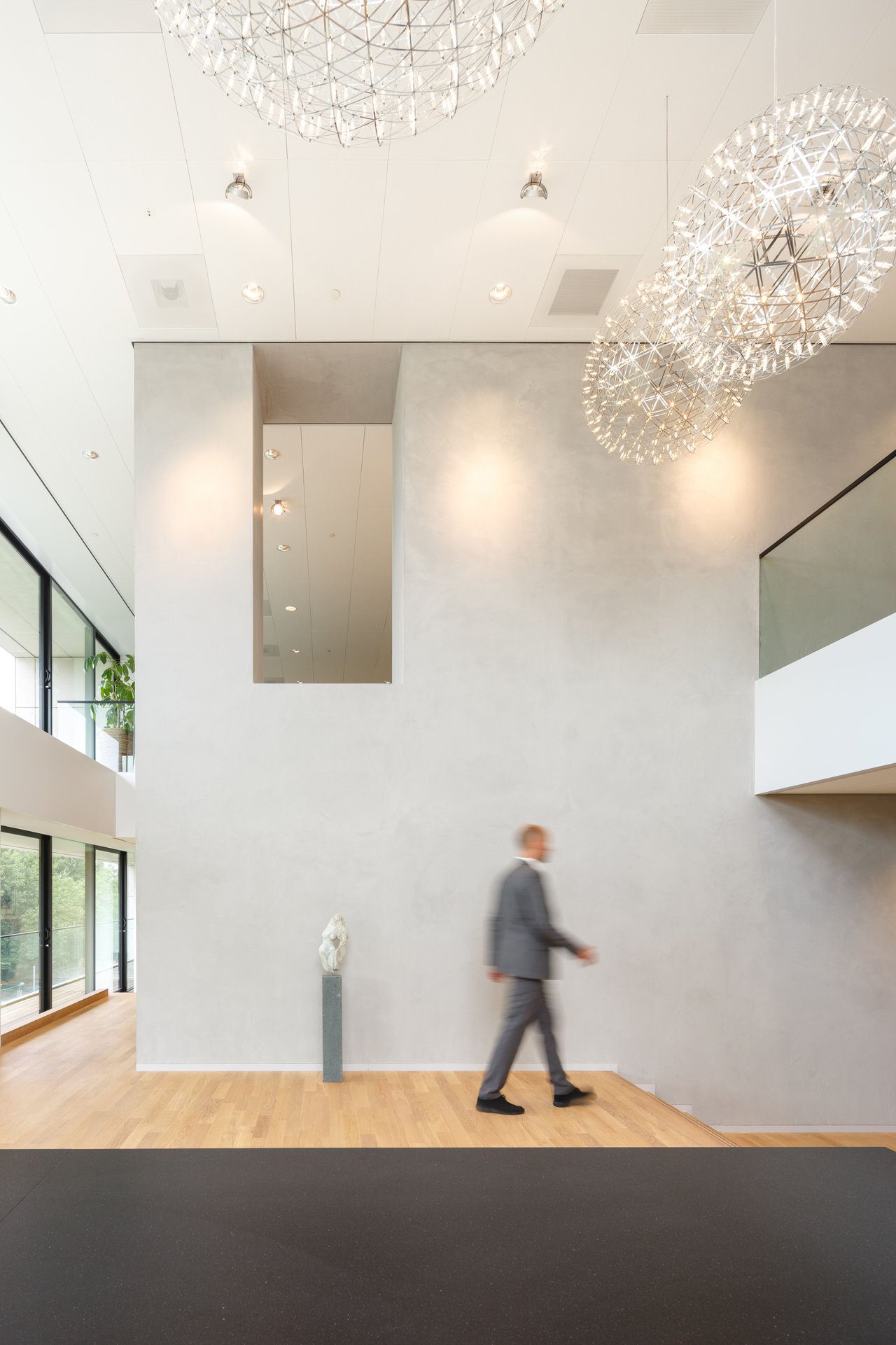 Luxury contemporary villa-type office with splendid views for Egon Zehnder