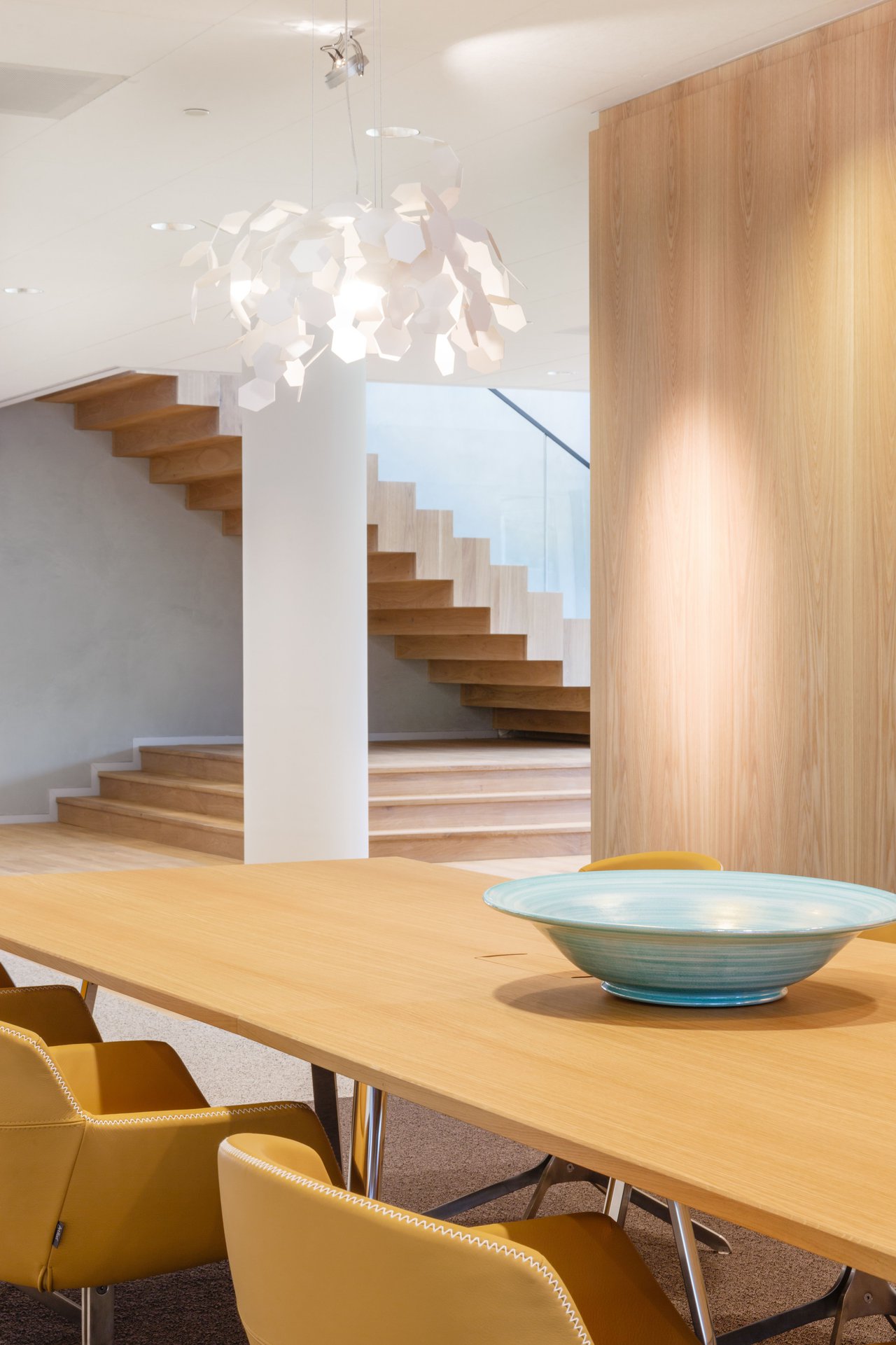 Luxury contemporary villa-type office with splendid views for Egon Zehnder