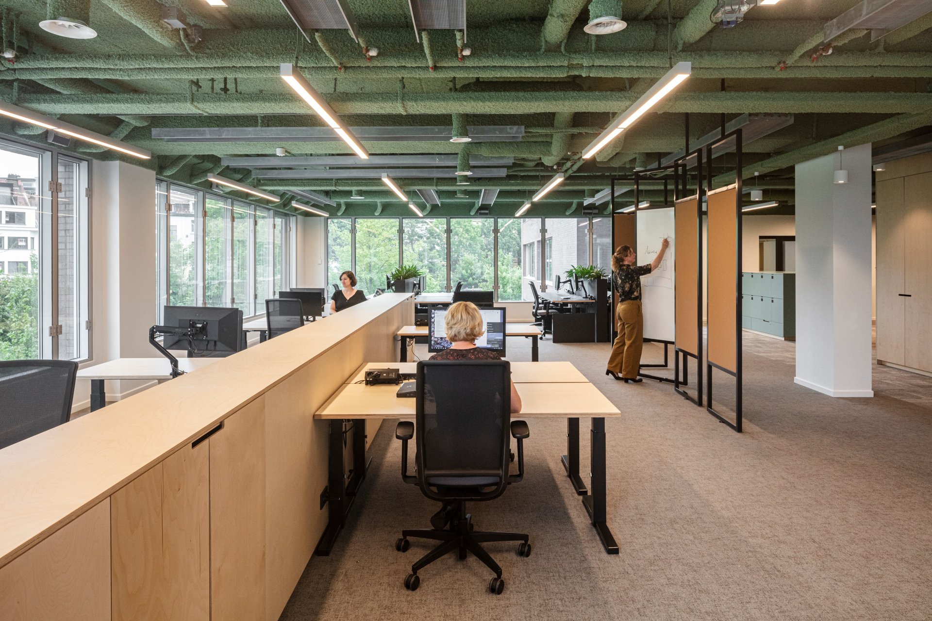 Header slider image 8 showcasing FrieslandCampina office design