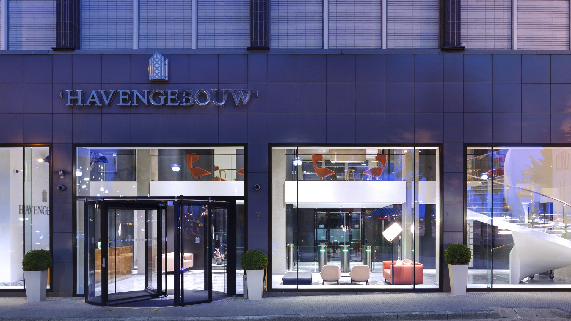 Interior view of 'Het Havengebouw' with modern design elements