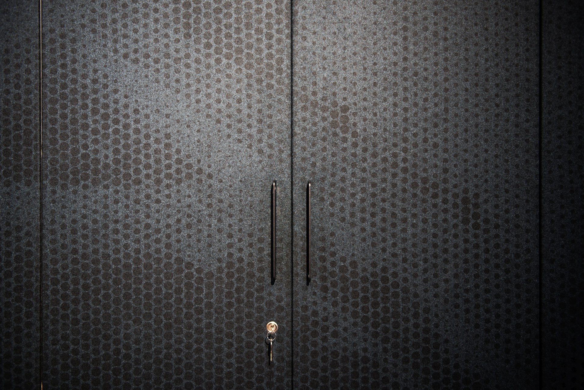 360° view over the city of Rotterdam from the 25th floor of the Millennium Tower