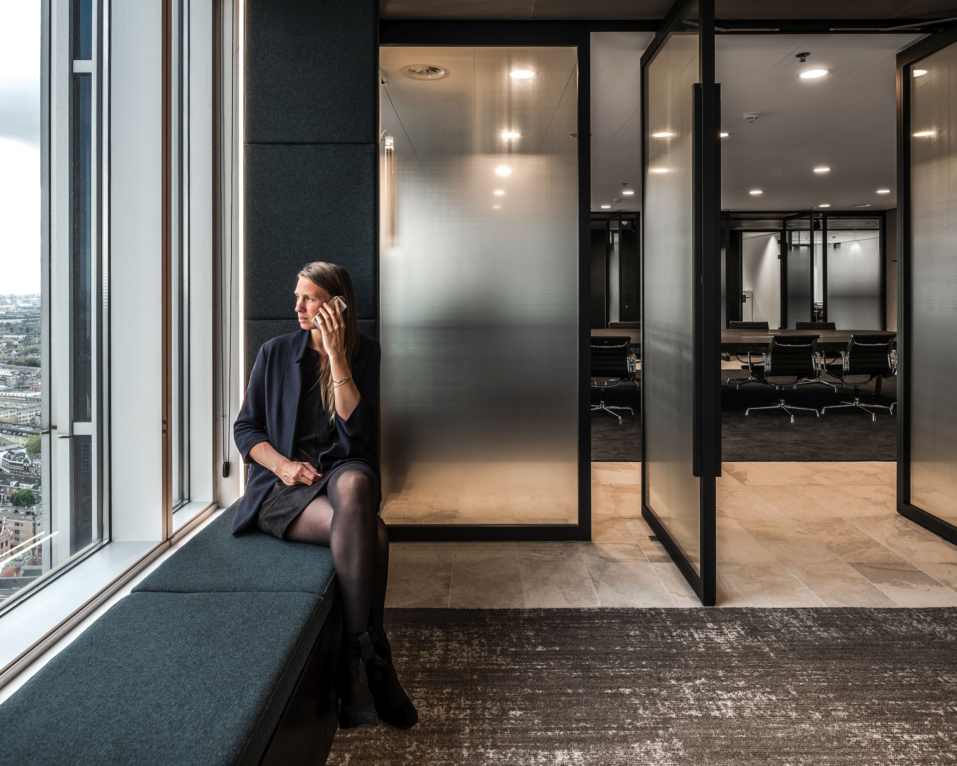 360° view over the city of Rotterdam from the 25th floor of the Millennium Tower