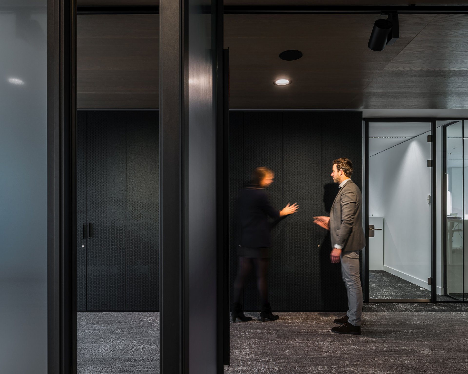 360° view over the city of Rotterdam from the 25th floor of the Millennium Tower