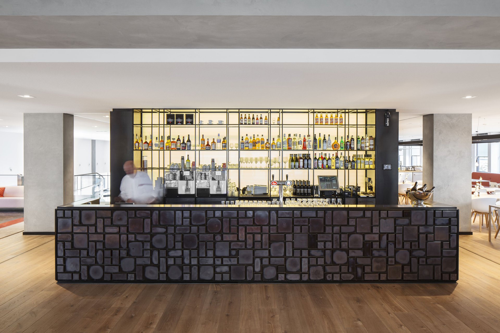 Havengebouw Amsterdam tile design details