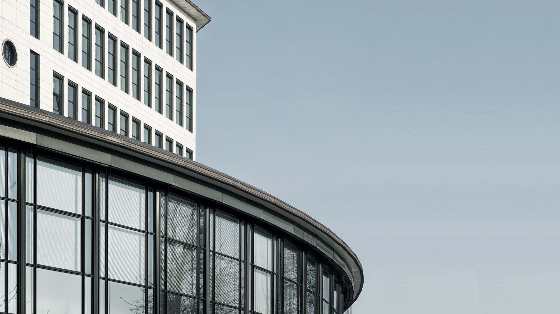 Apollo House Amsterdam exterior view