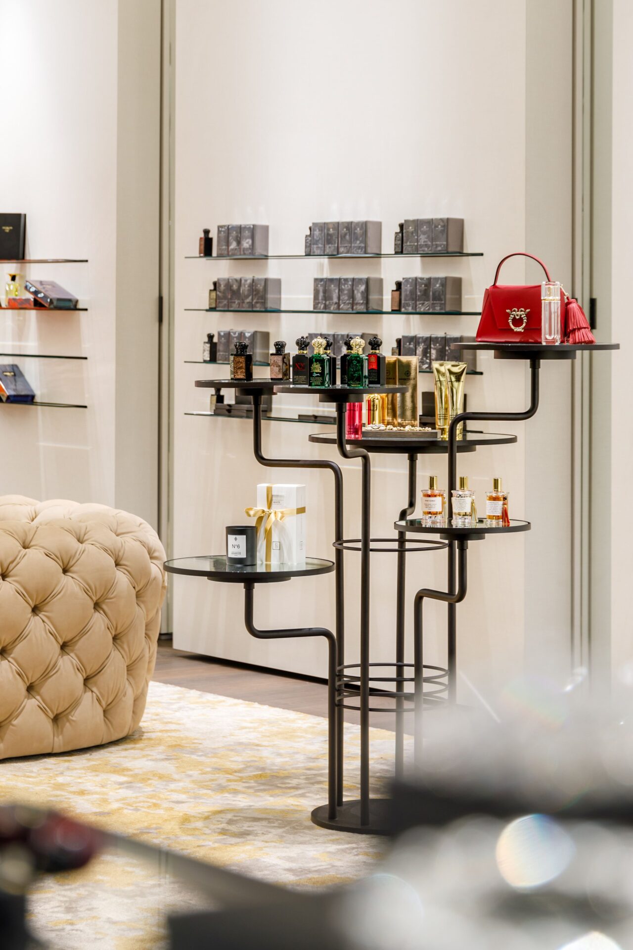 Boutique interior with haptic surfaces