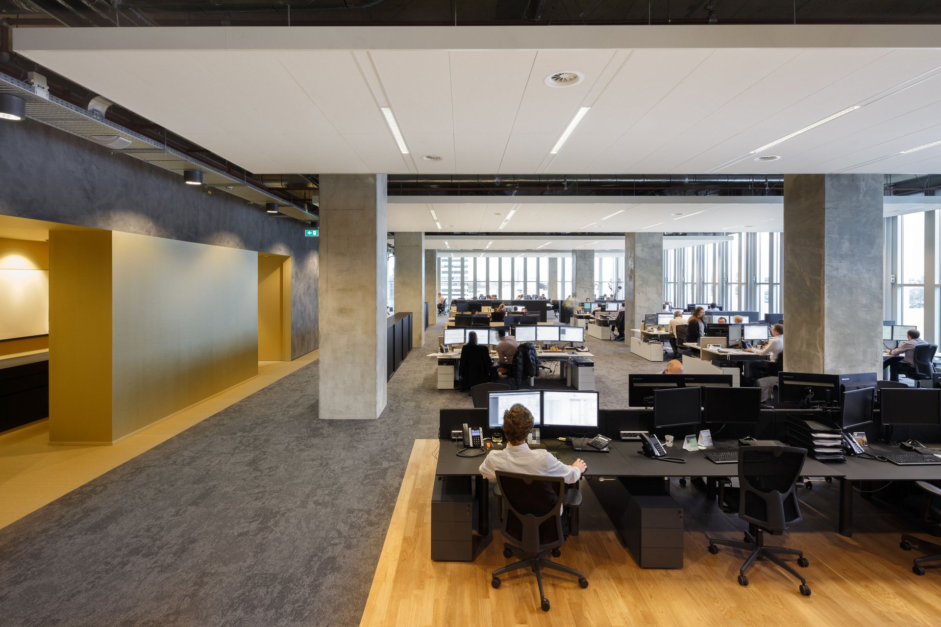 XXL hospitality office in O.M.A.'s landmark building ‘de Rotterdam'