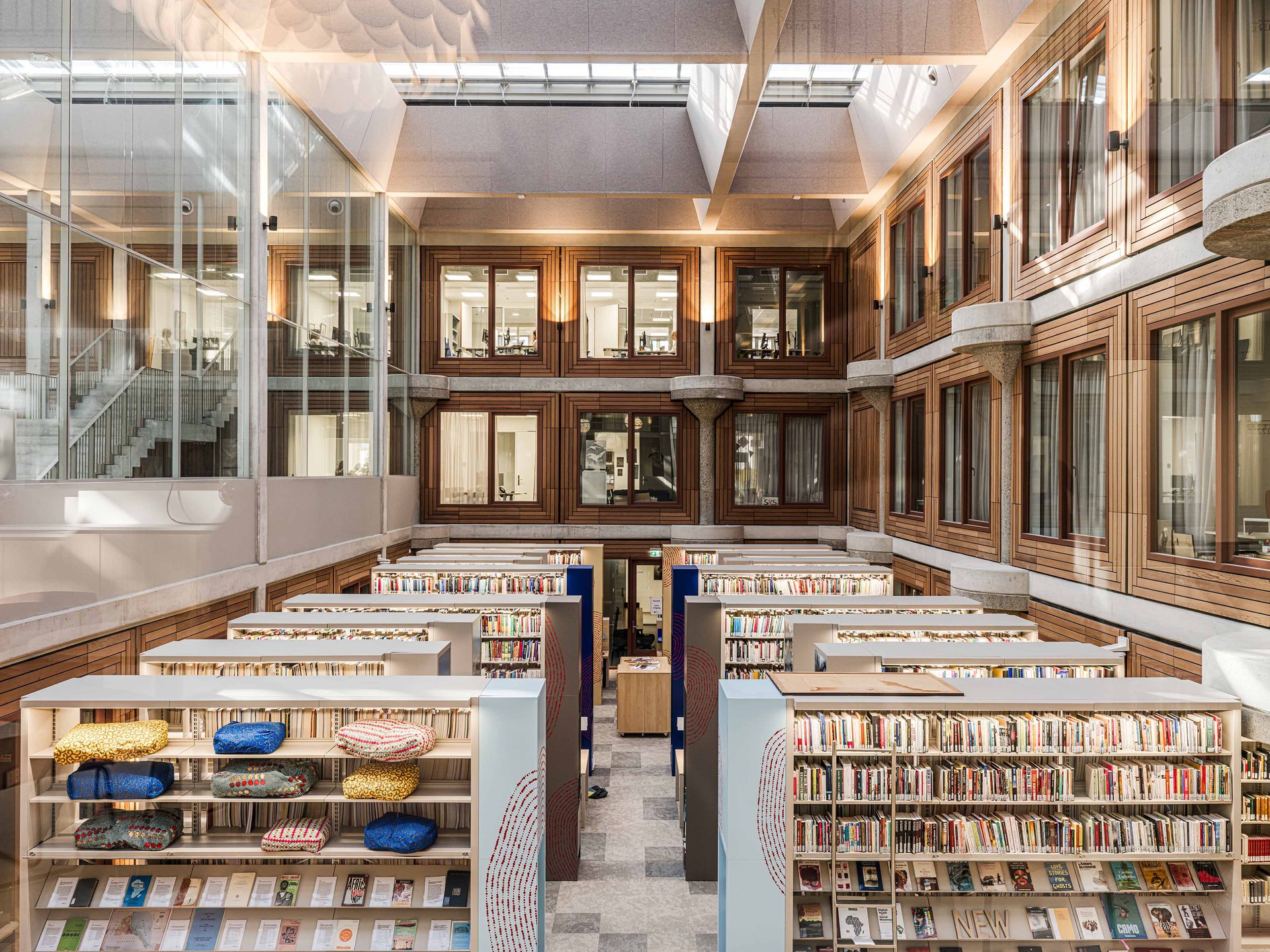 Close-up of design elements in the Herta Mohr Building