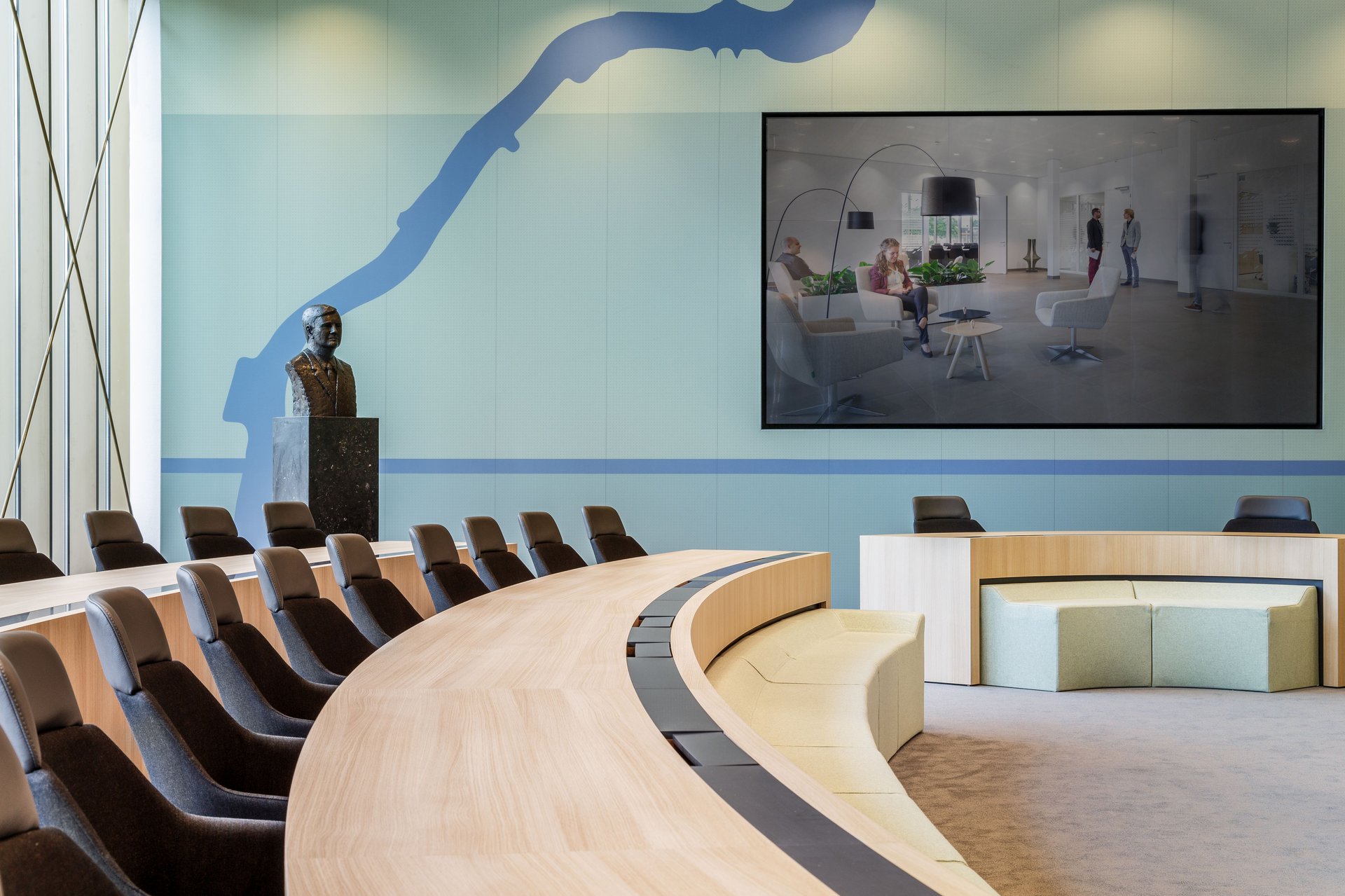 The surrounding landscape of Krimpen aan den IJssel featured in its council chamber