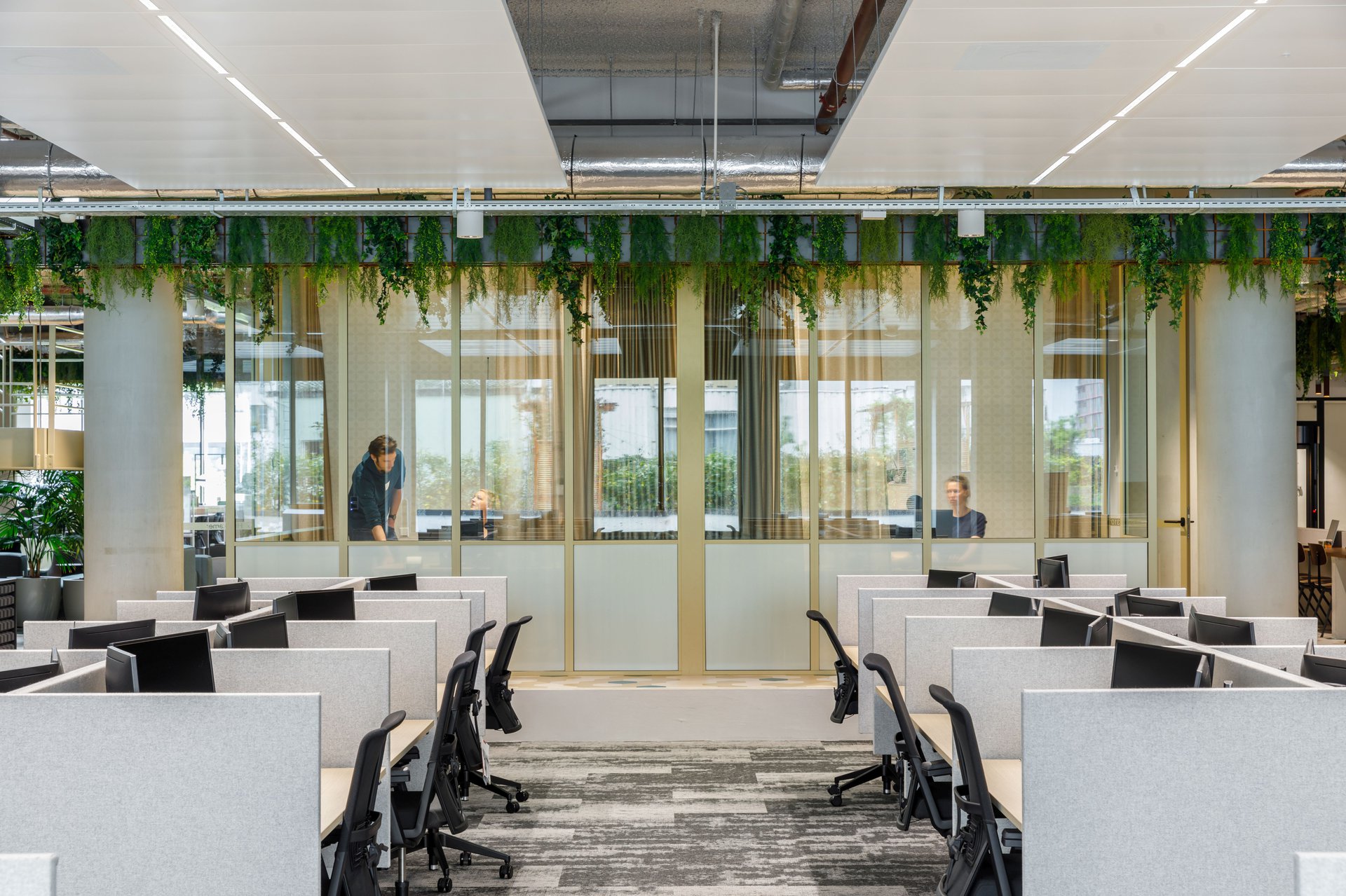 Rabobank Customer Service Centre in Rotterdam with meeting and training spaces