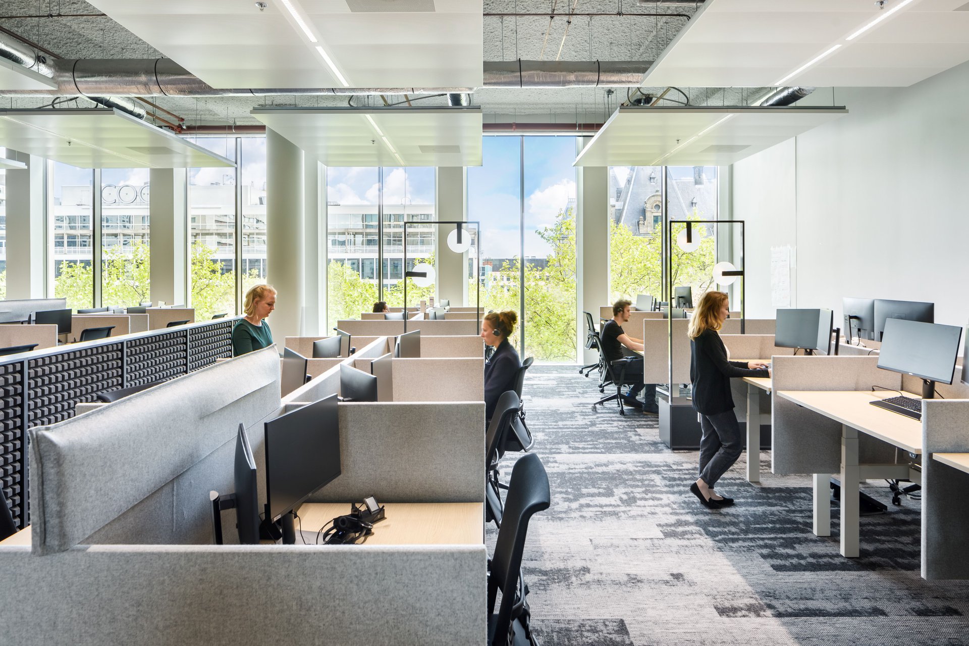 Rabobank Customer Service Centre in Rotterdam with meeting and training spaces