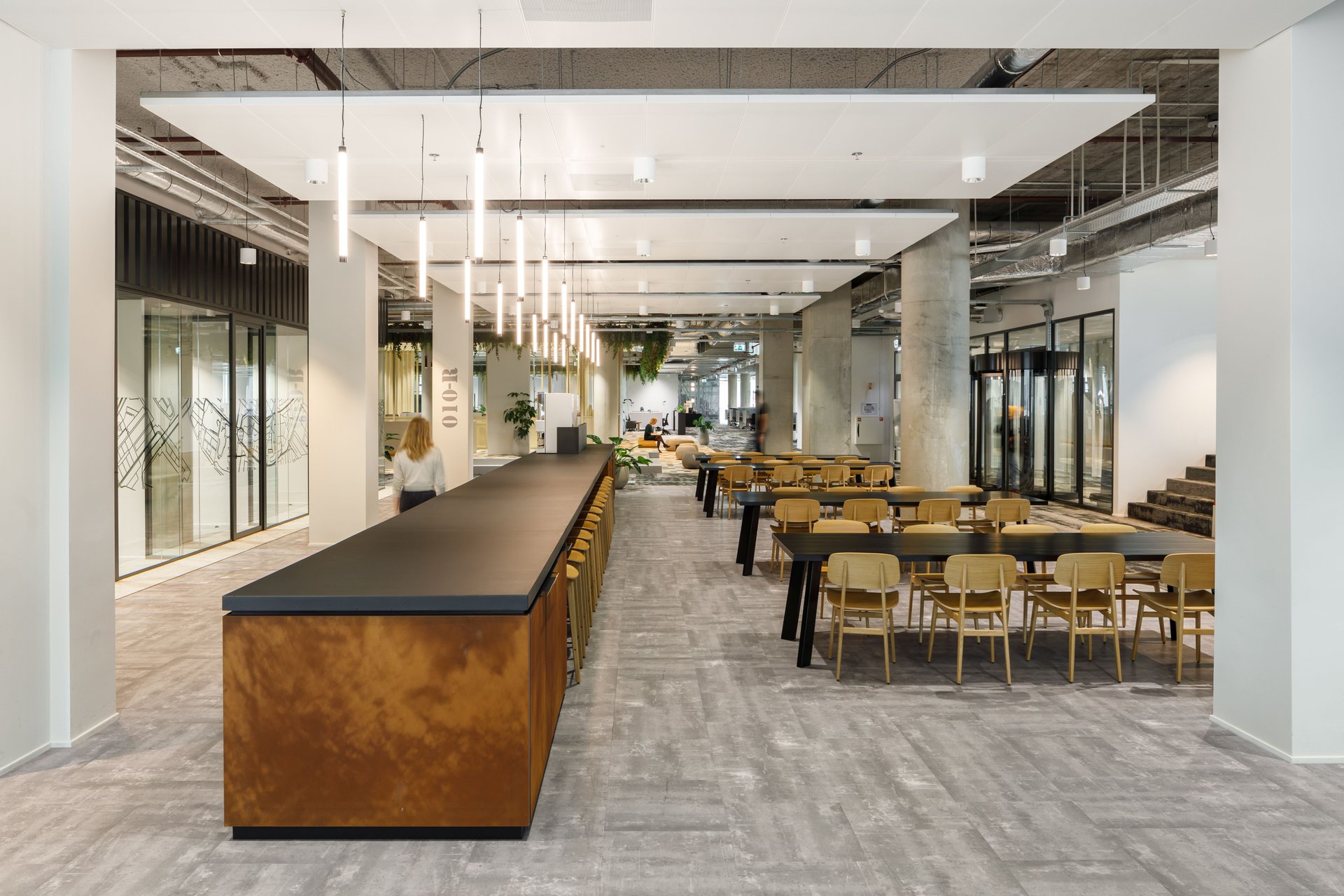 Rabobank Customer Service Centre in Rotterdam with meeting and training spaces