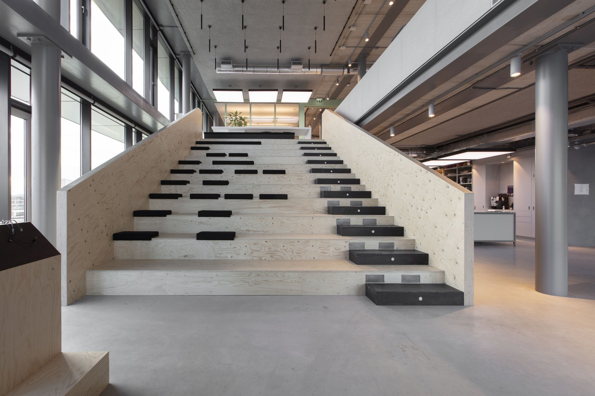 Rijnboutt office interior design showcasing user wellbeing