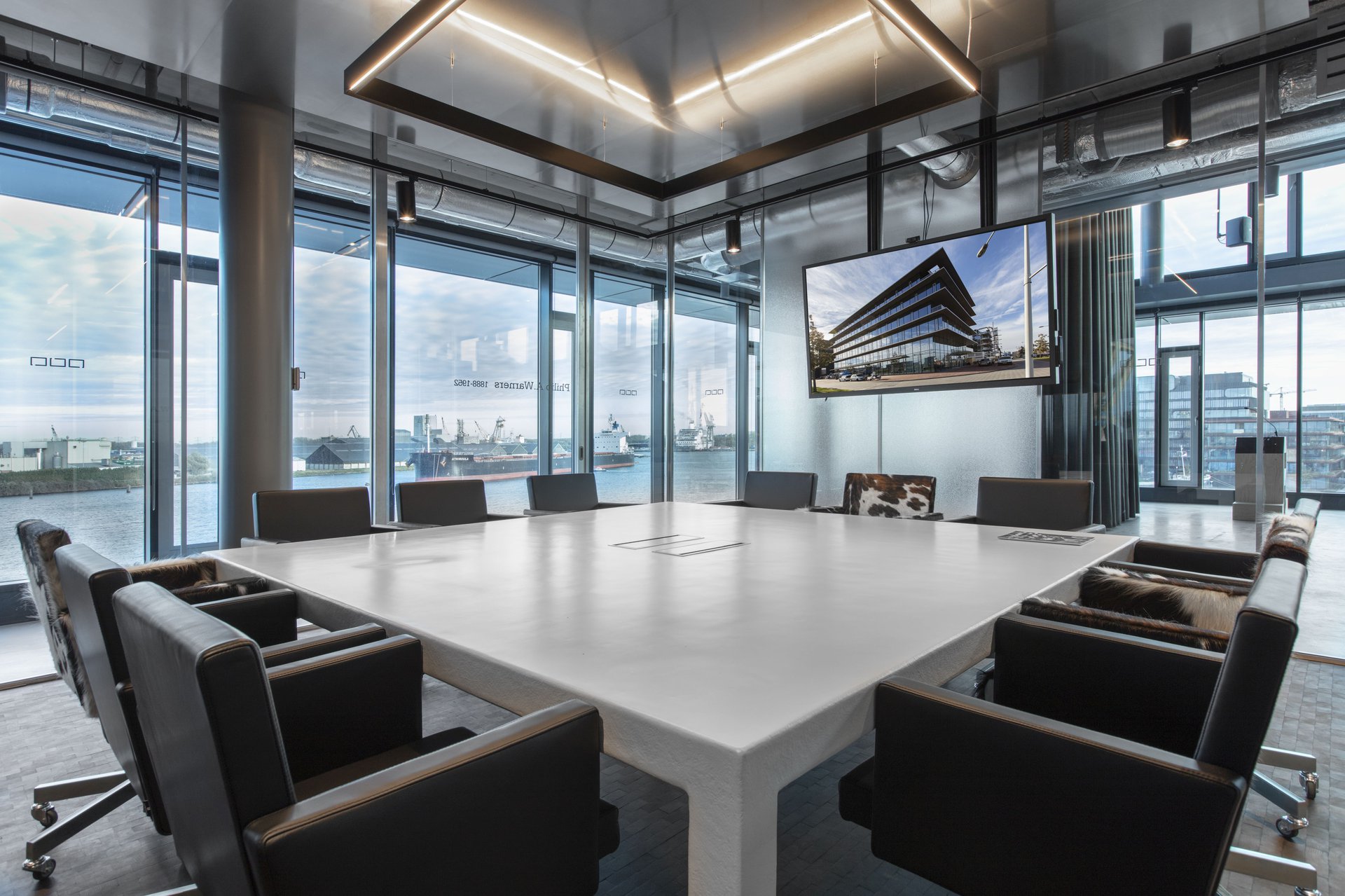 Rijnboutt office interior design showcasing user wellbeing