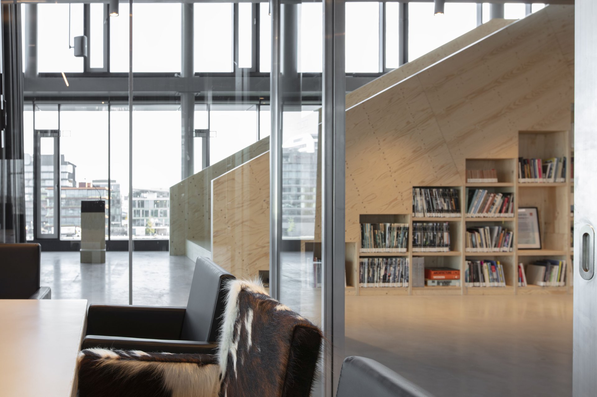 Rijnboutt office interior design showcasing user wellbeing