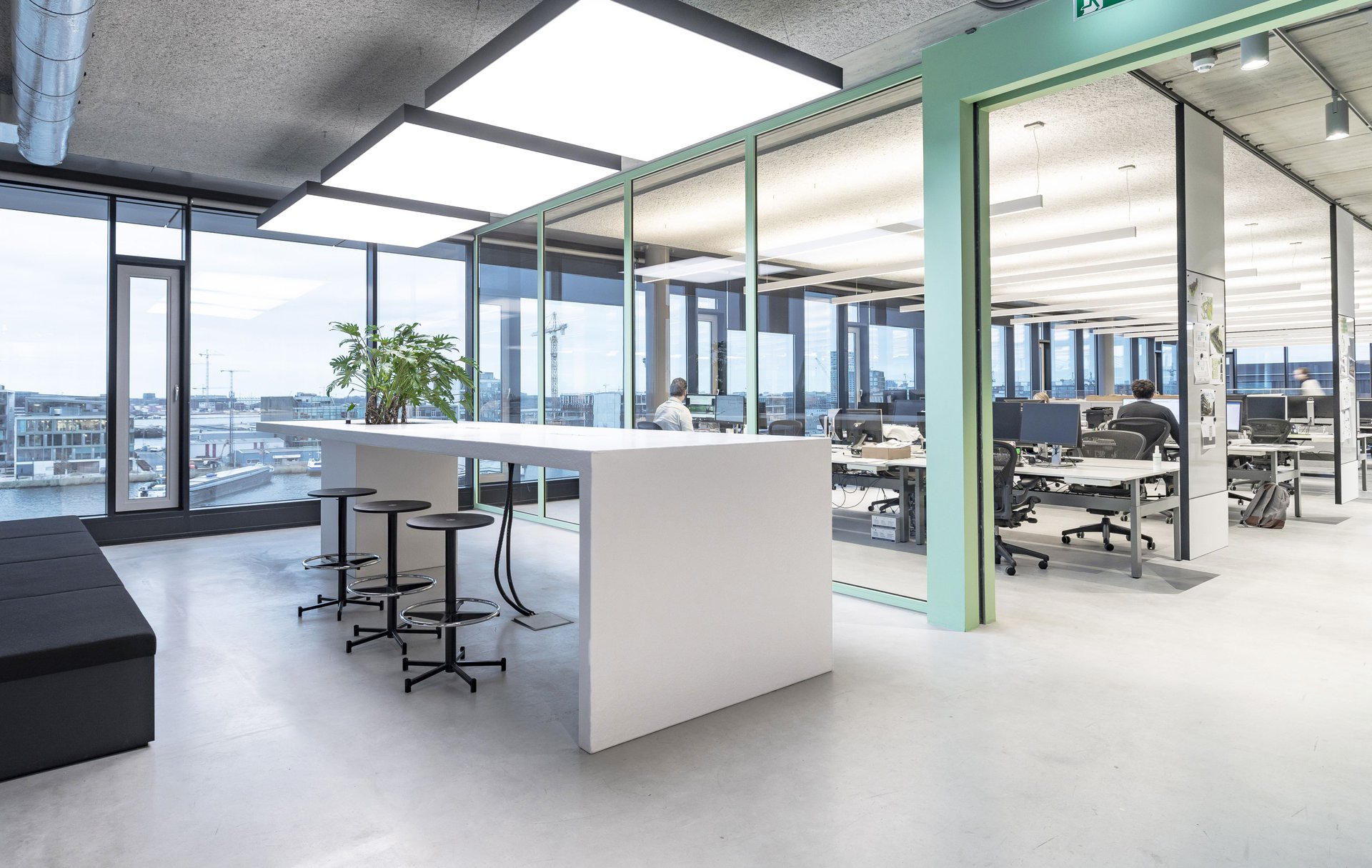 Rijnboutt office interior design showcasing user wellbeing