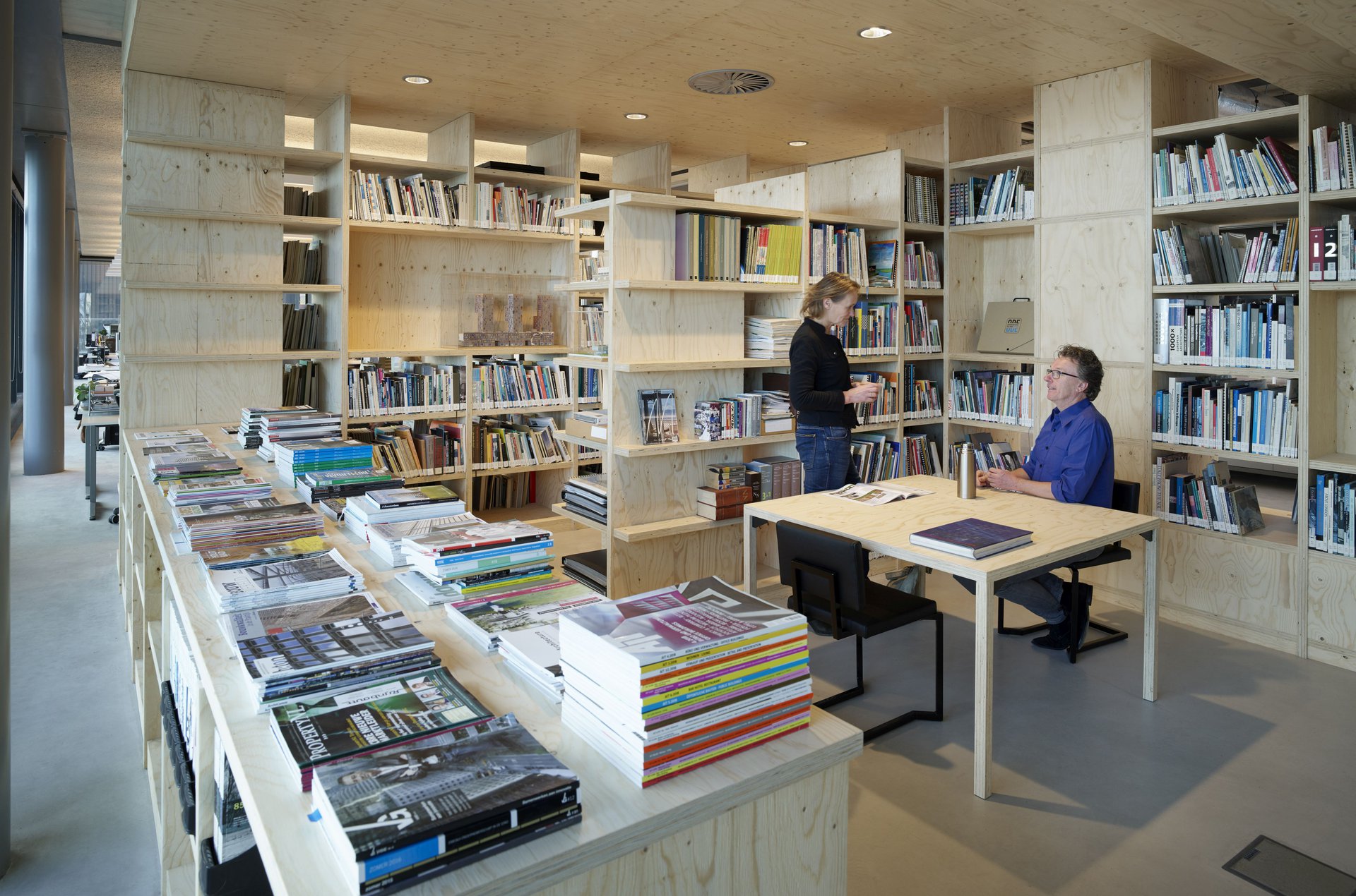 Rijnboutt office interior design showcasing user wellbeing