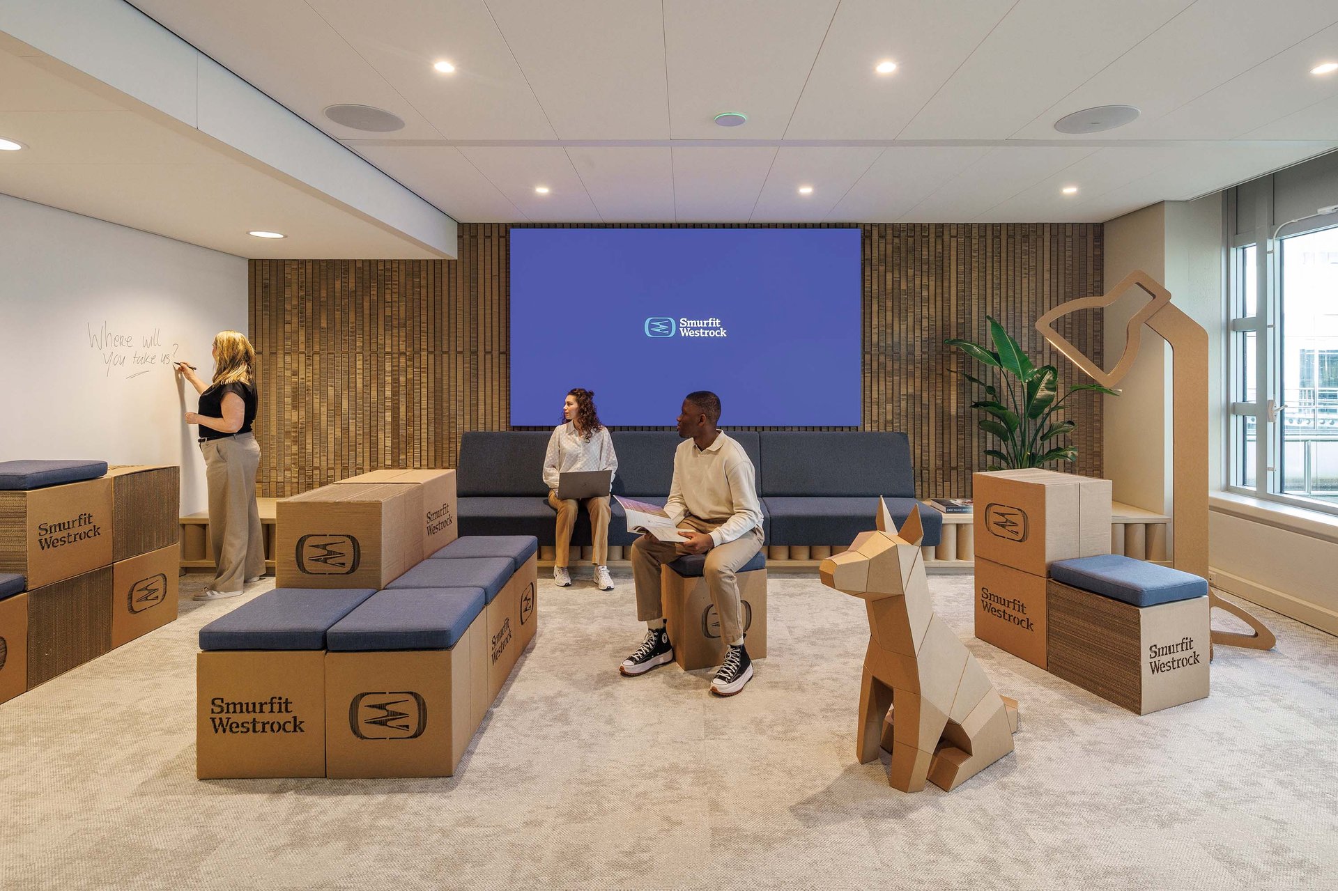 Cardboard Culture project header slider image 2