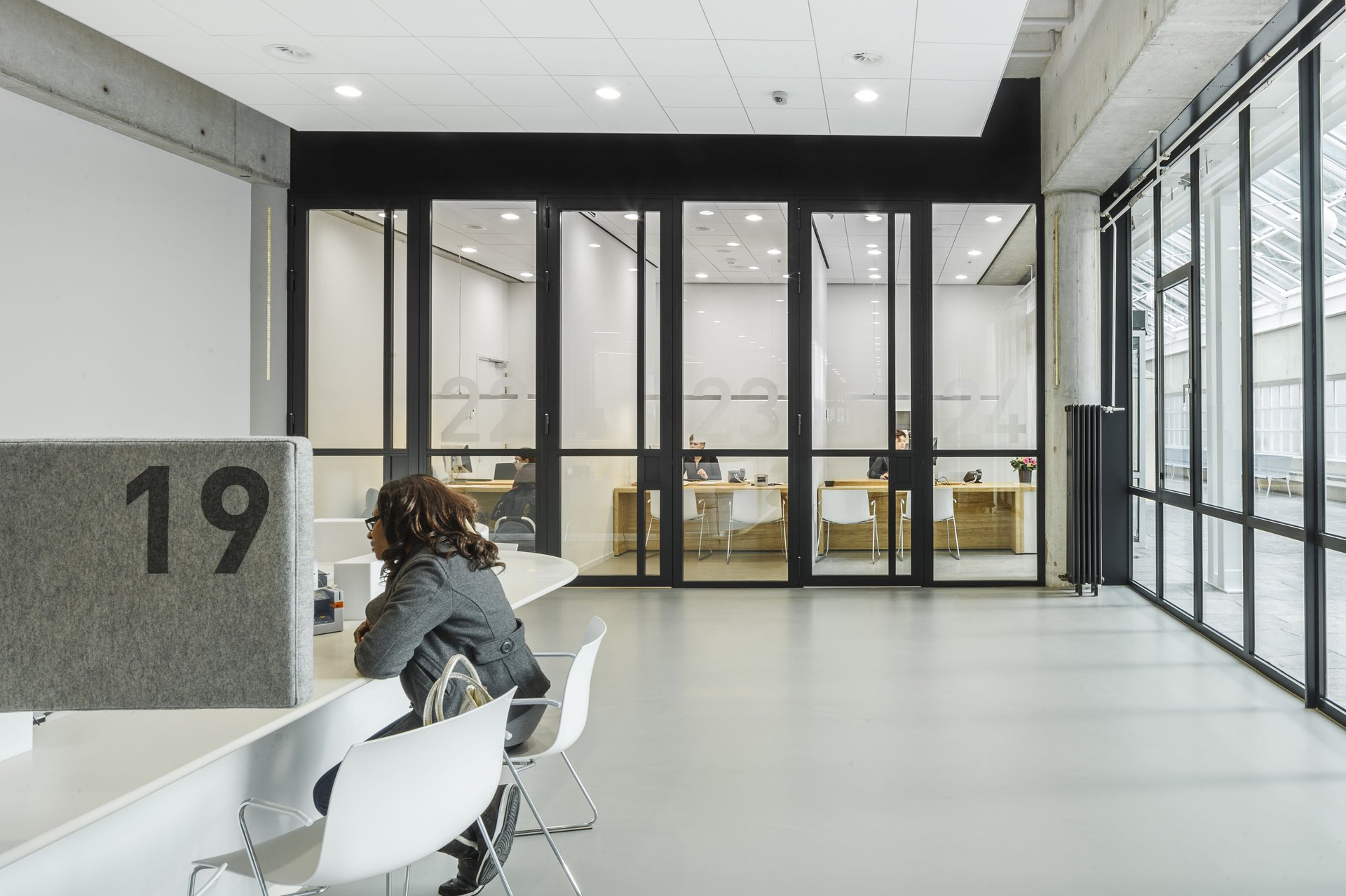 City hall Almere updates service concept with its own unique signature