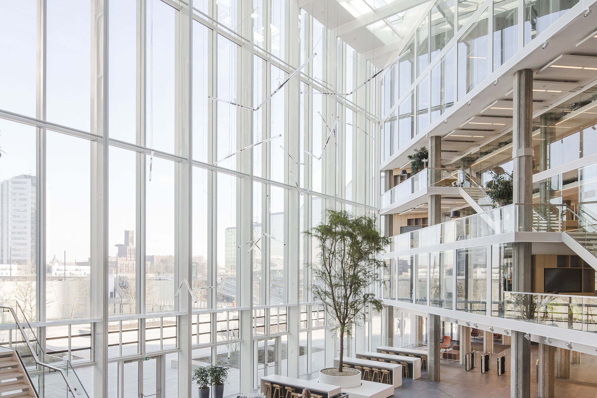 Voids, balconies and staircases make a continuous sequence of spaces