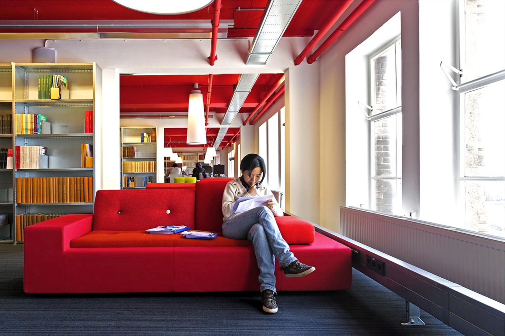 Architectural transformation of TU Delft Bouwkunde