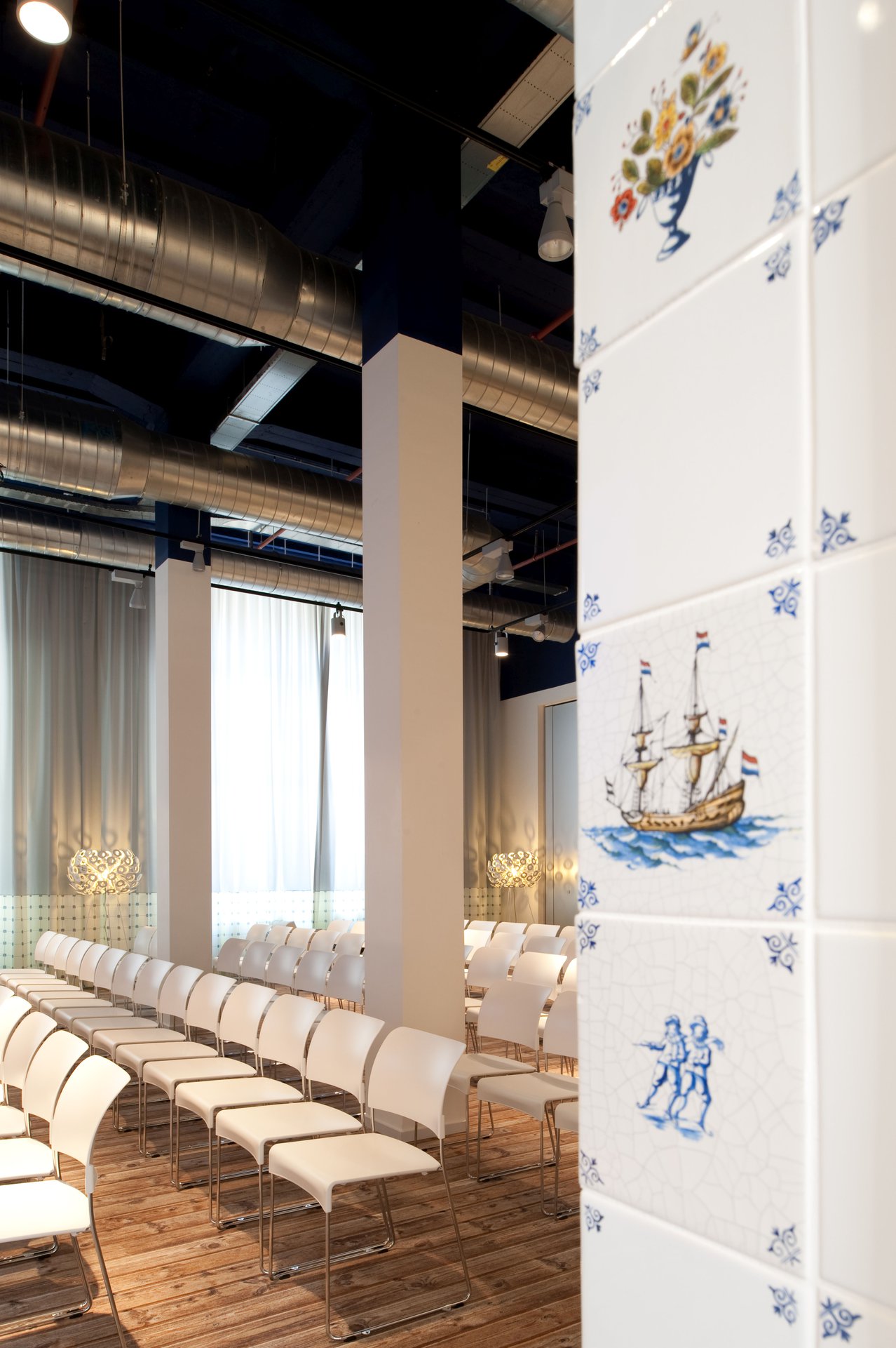 Meeting areas at TU Delft Bouwkunde