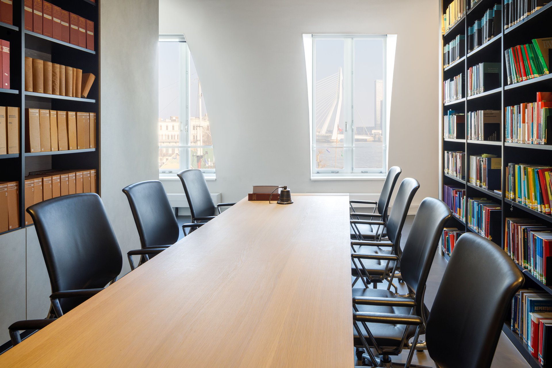 Interior design for Ten Holter Noordam law firm