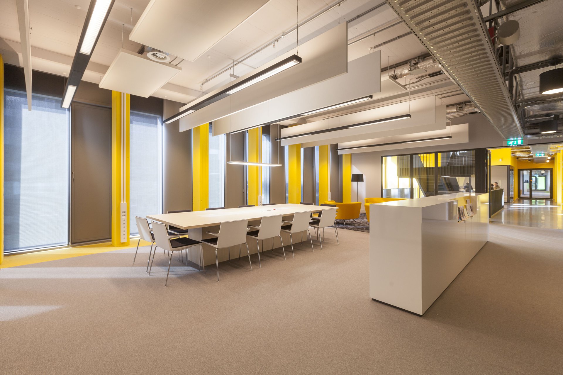 Colourful design for Faculty of Social and Behavioral Sciences resulted into a diverse work- and study environment