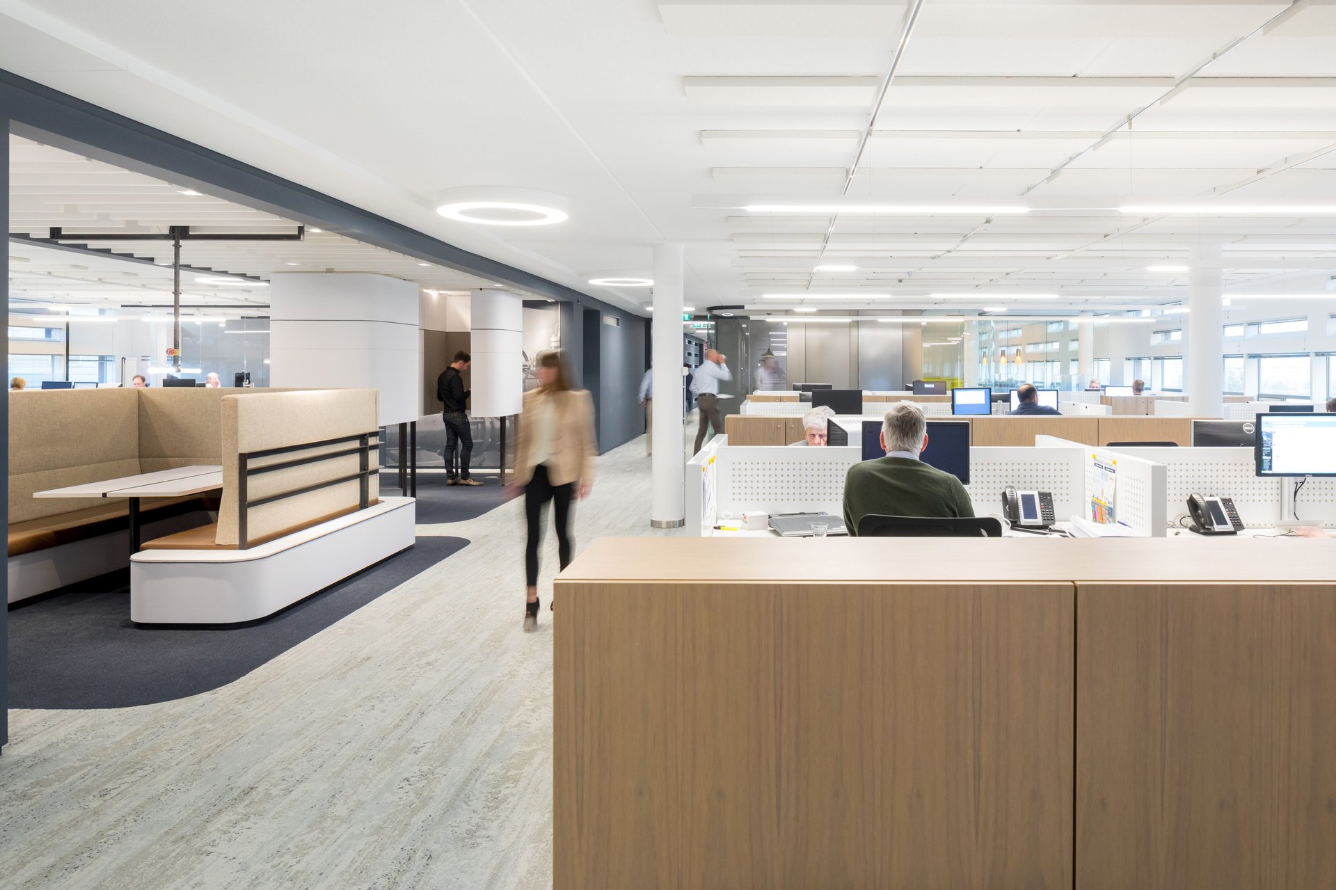 Royal Vopak headquarters contemporary office space