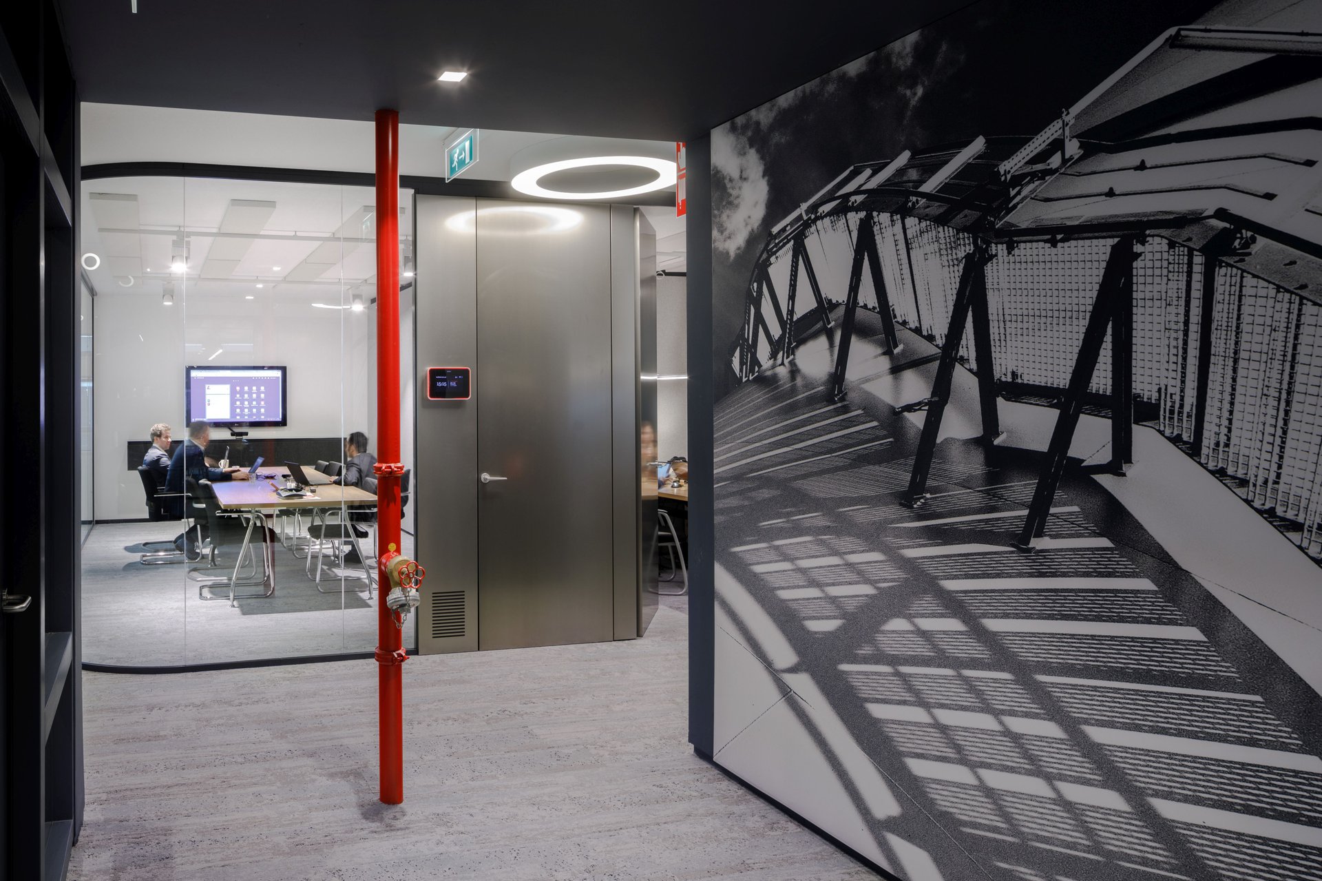 Royal Vopak headquarters contemporary office space