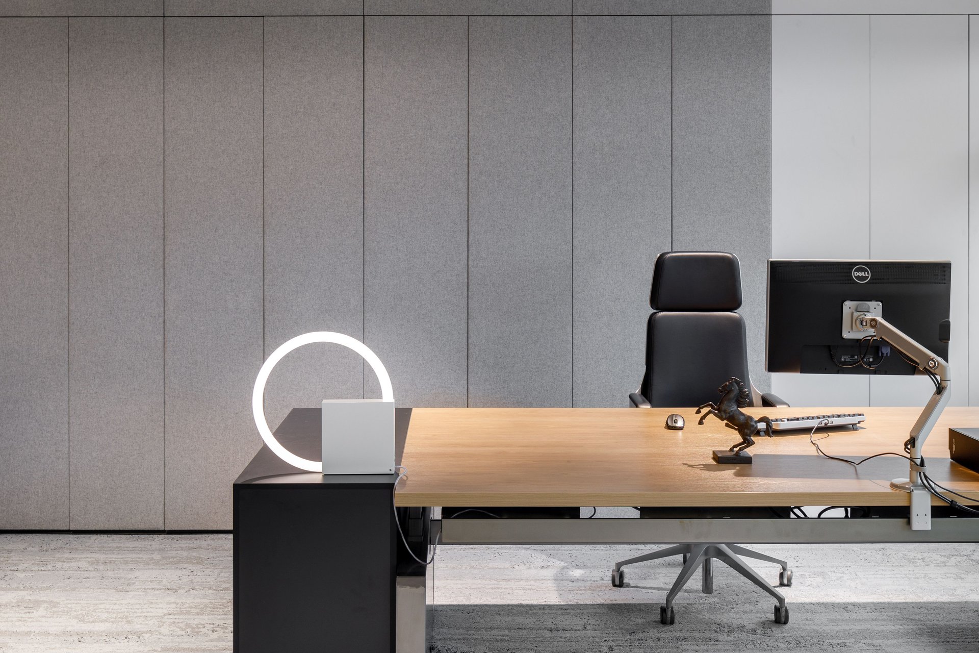 Royal Vopak headquarters contemporary office space