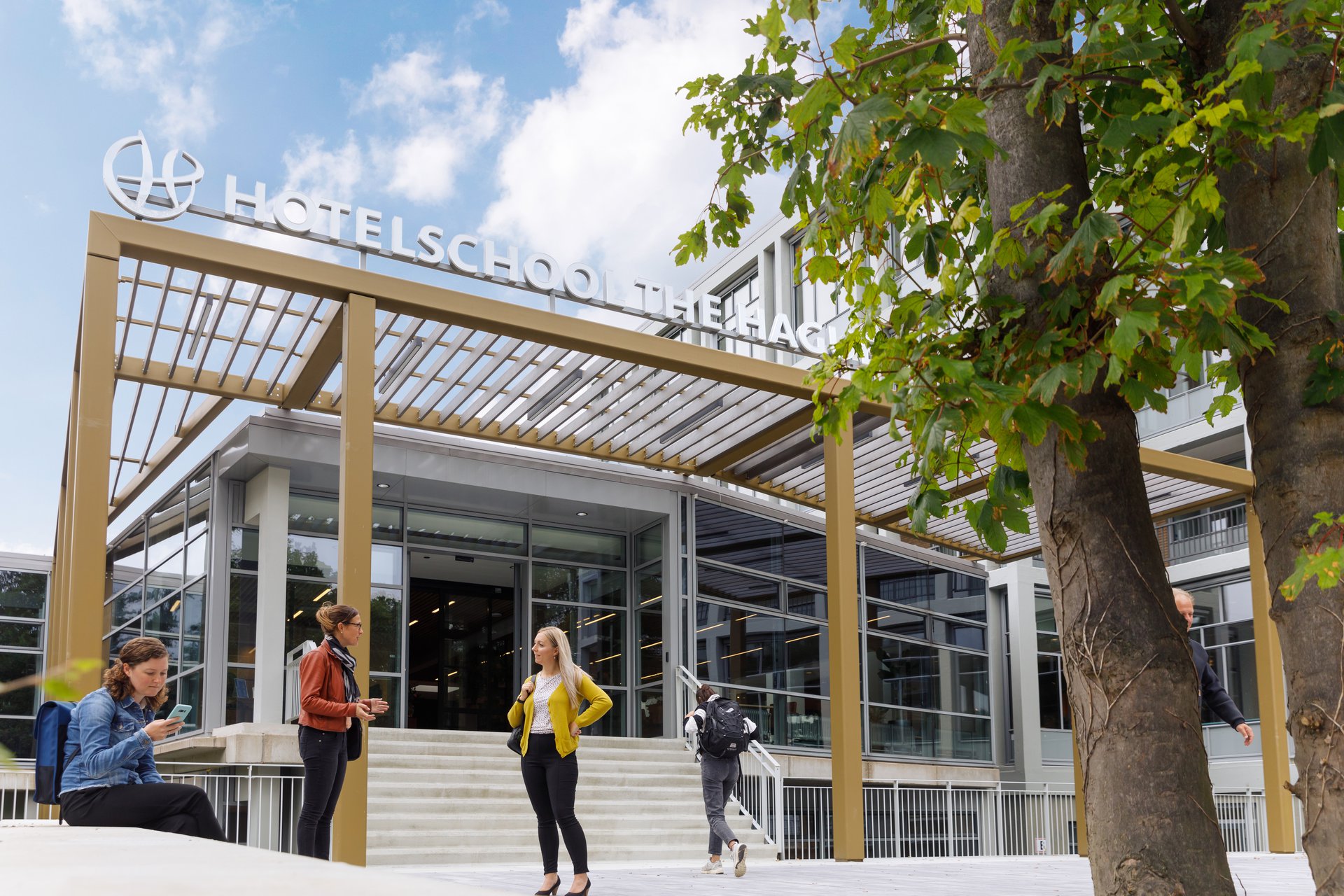 A sustainability-focused renovation to host a connected community.