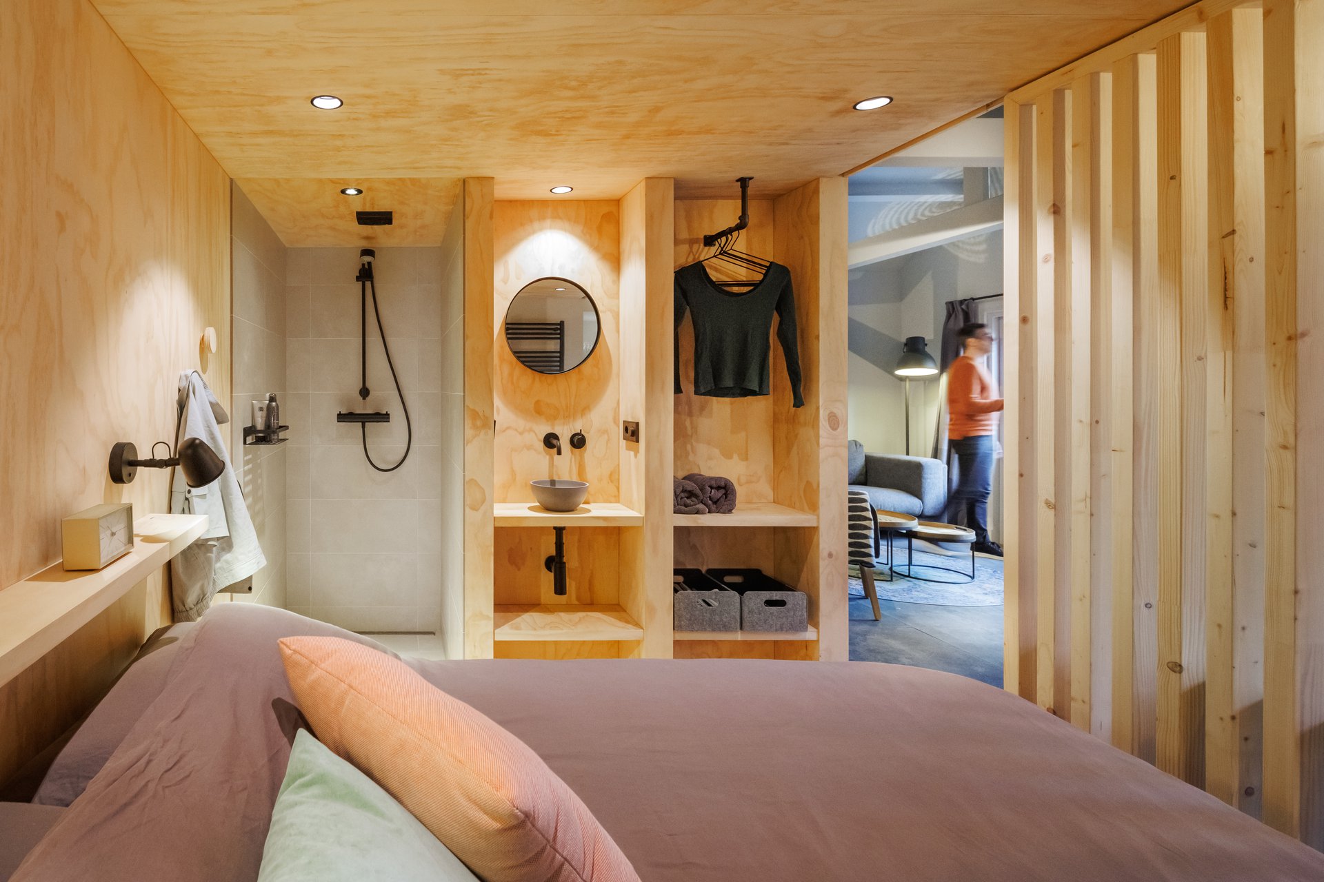 A not so tiny 'Tiny House' with pitched roof and exposed structure